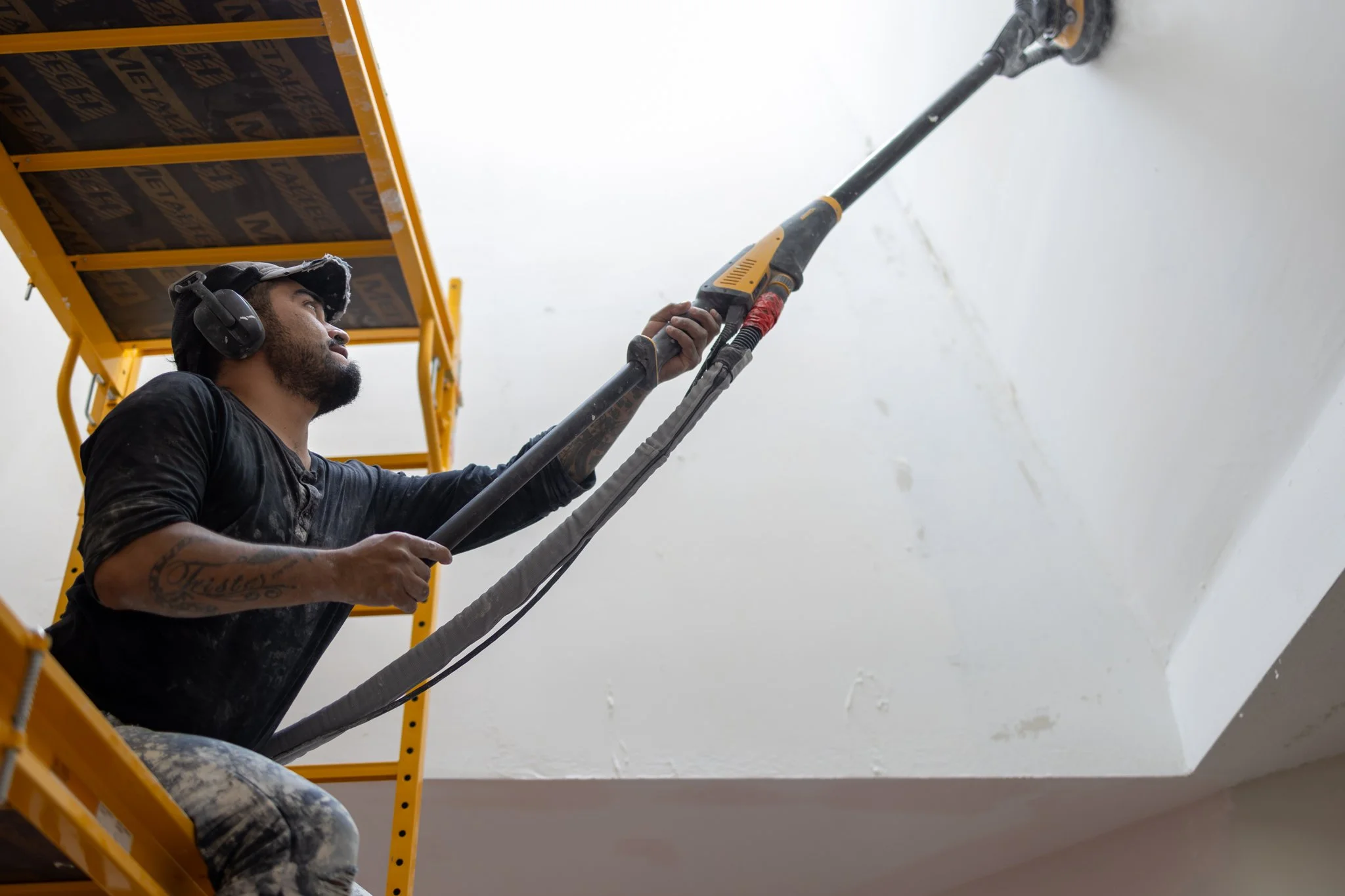 The Biggest Differences Between a Cosmetic Renovation and a Full Gut