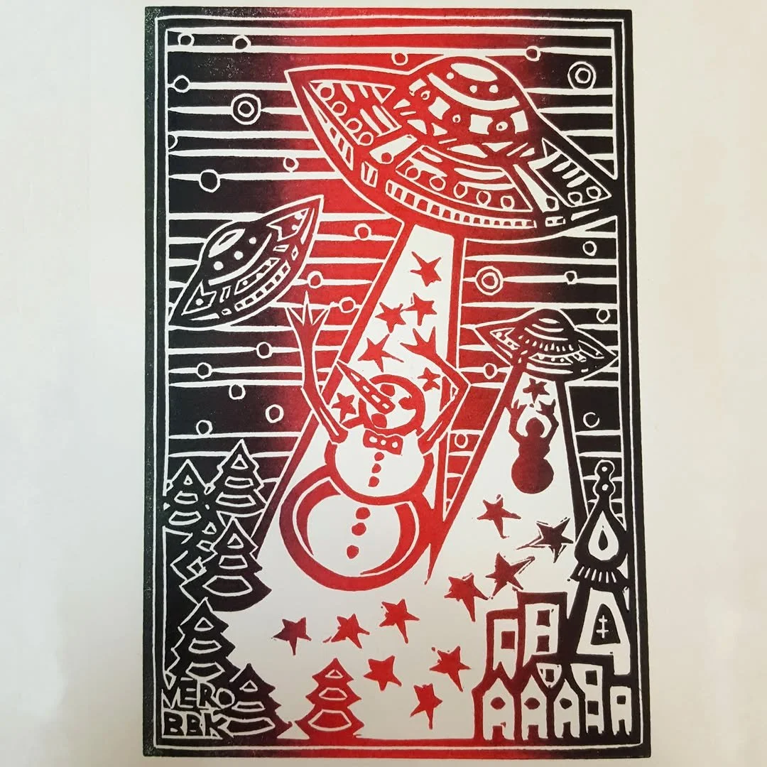 Art on the Avenue fans will recognized Veronica Barker-Barzel's style in this holiday piece -- she was the local artist behind our 2024 poster art! 

Visit Veronica and other talented Del Ray artists at the @delrayartisans' 30th Annual Holiday Market