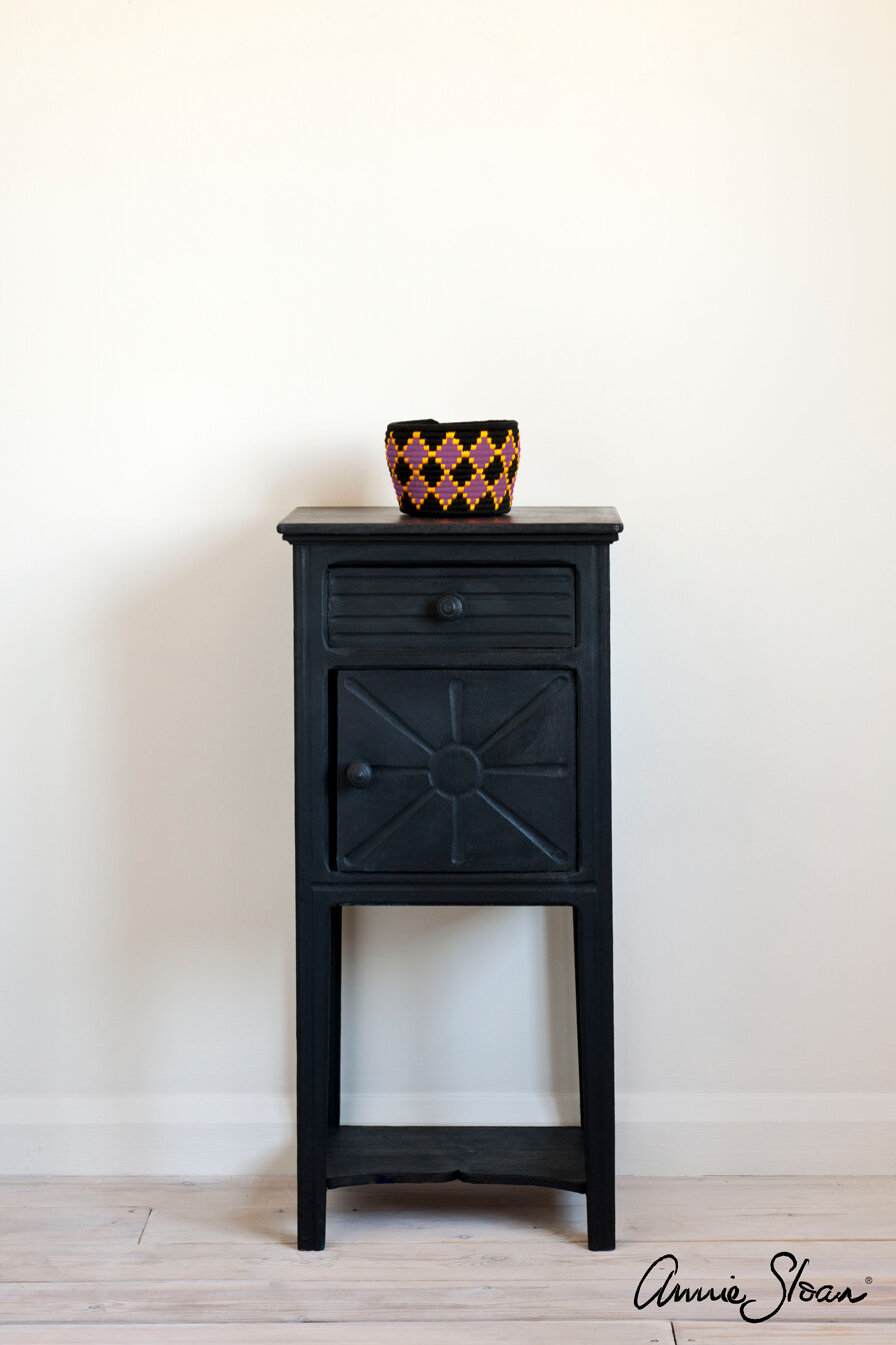 Athenian-Black-side-table,-Curtain-and-lampshade-in-Ticking-in-Graphite,-lamp-base-in-Svenska-Blue-image-1.jpg