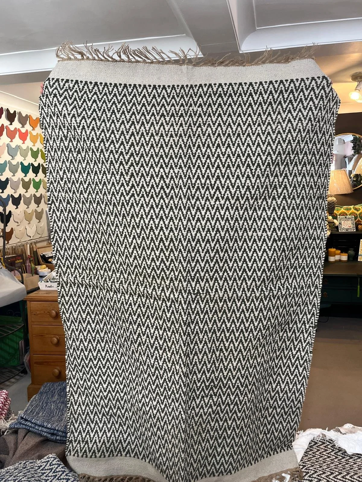 Large zig zags (3).jpg