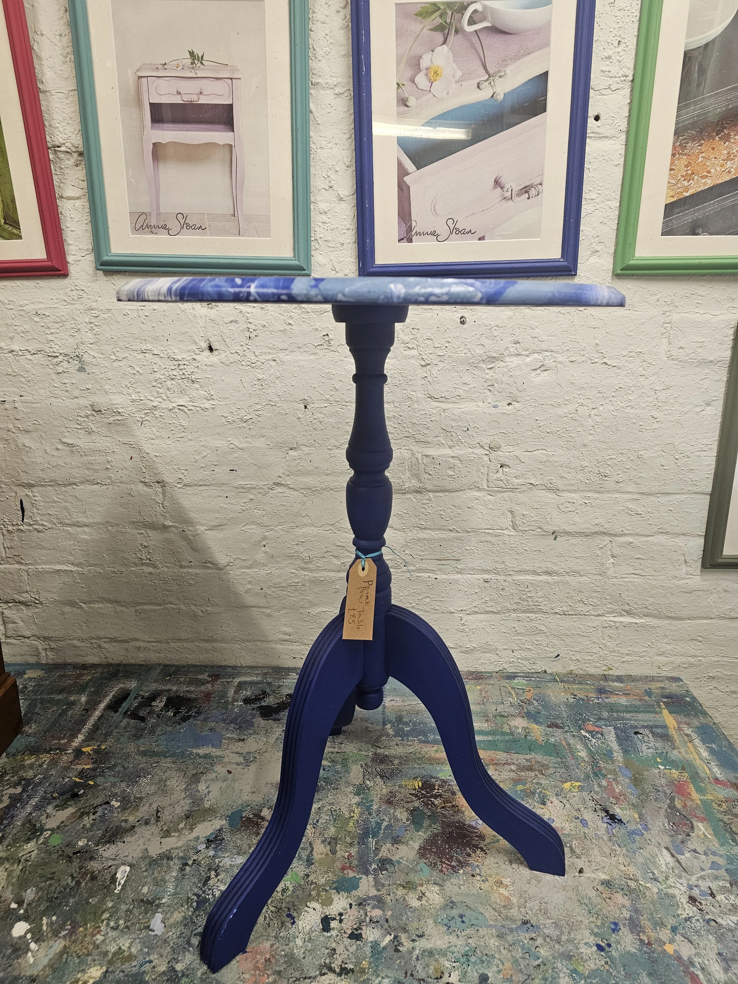 Paint pour table.jpg