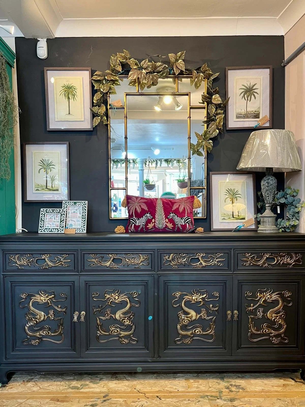 Oriental sideboard (3).jpg