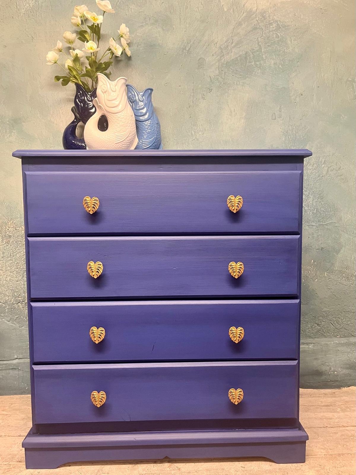 Blue chest of drawers with leaf handles (1).jpg