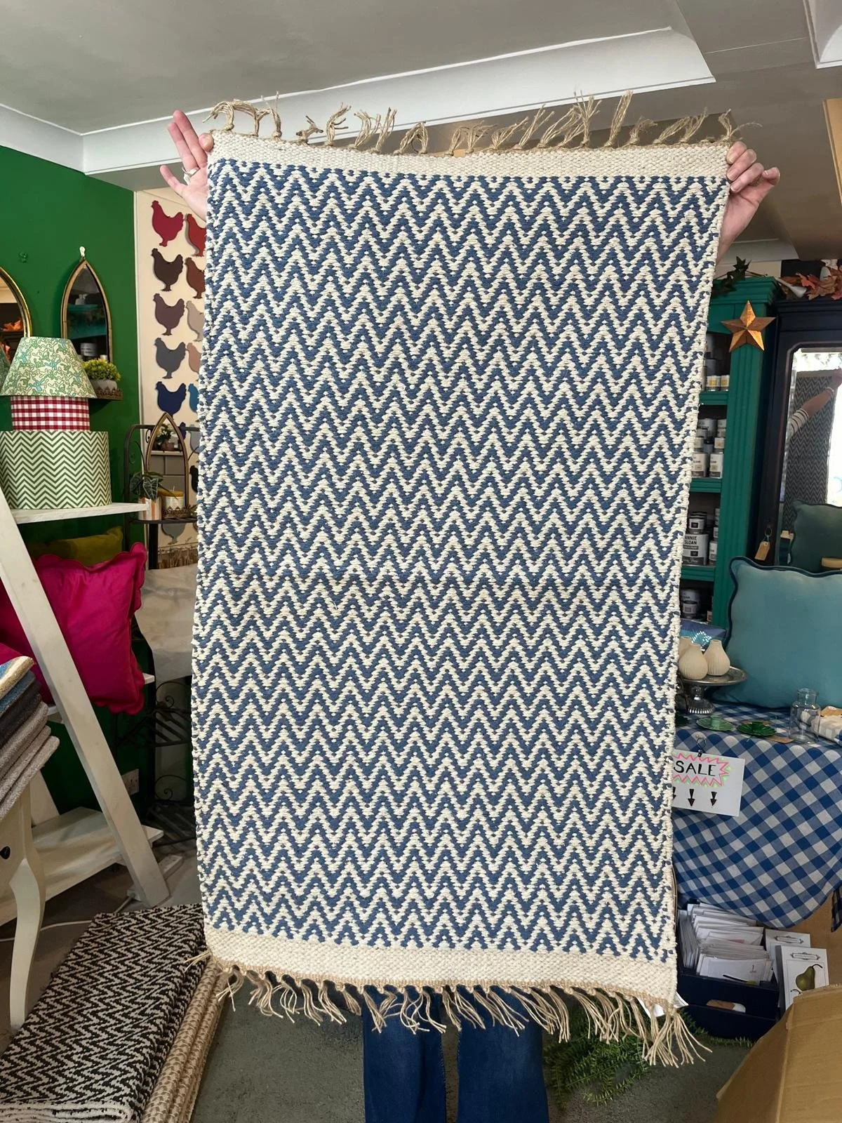 Small Zig zags (1).jpg