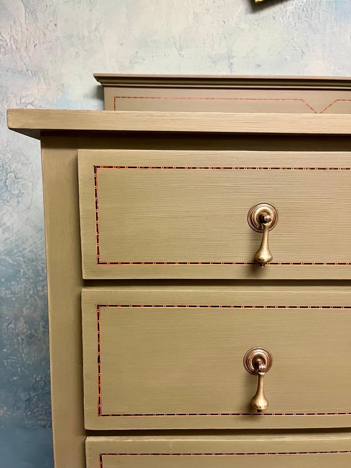 Edwardian Chest with inlay (6).jpg