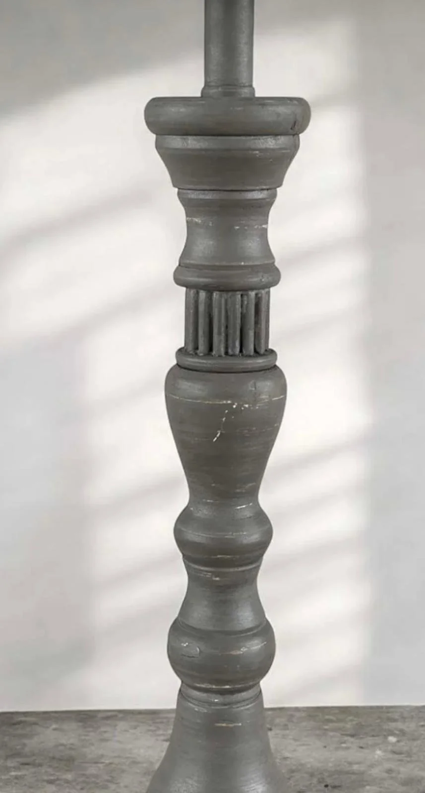 Garaffe Lamp (3).jpg