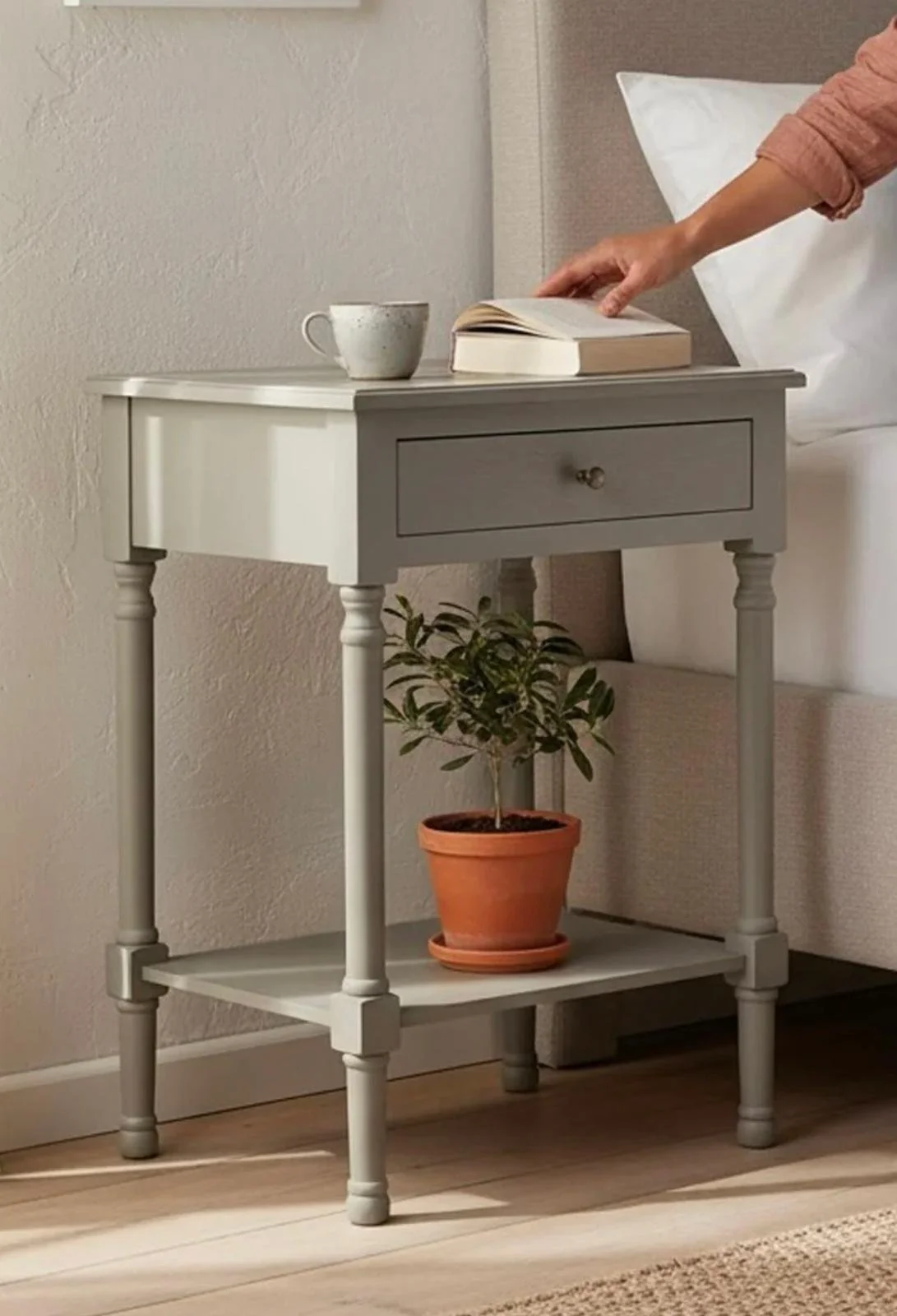 New bedside tables (2).jpg