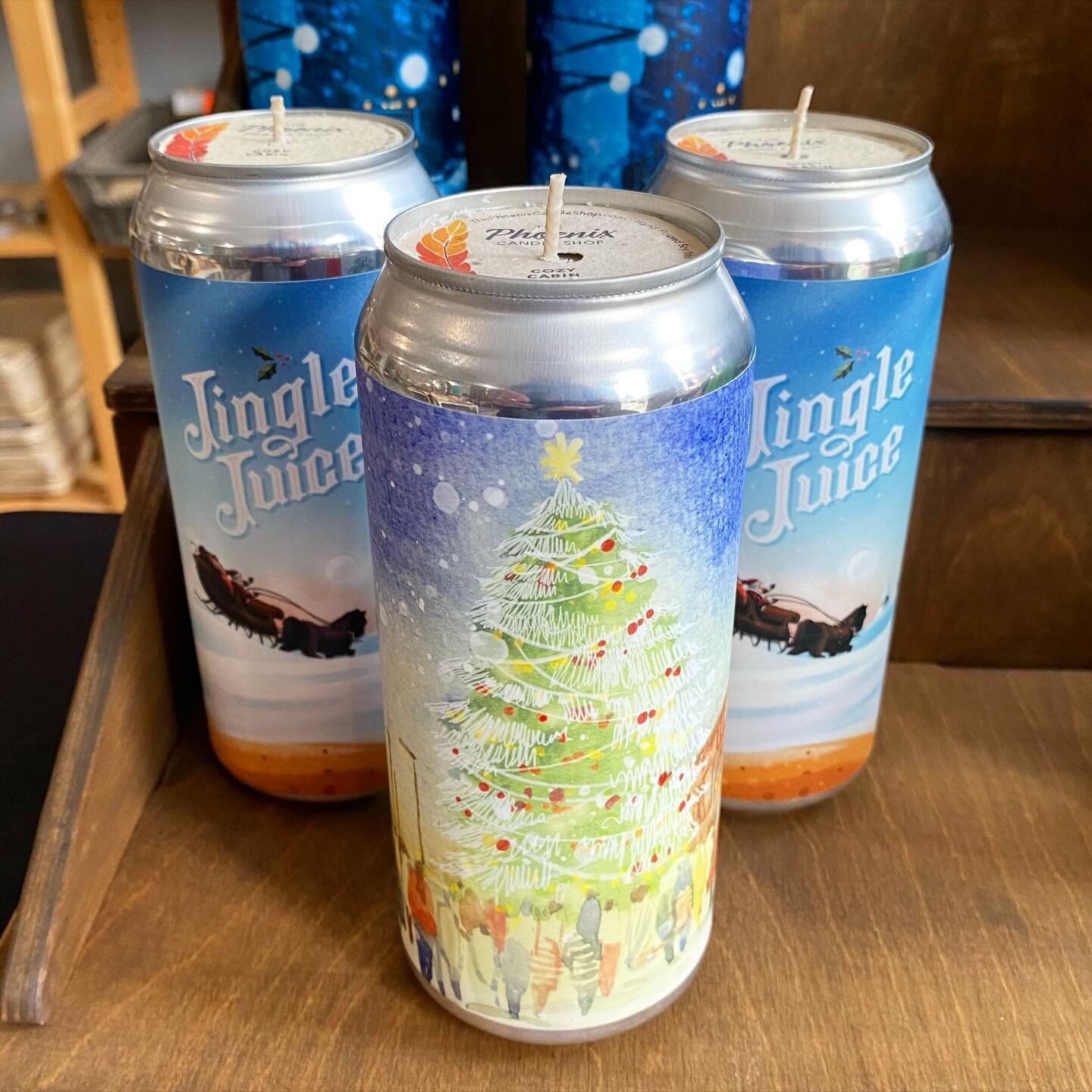 Unique gift idea? You got it! Our candles are made in recycled beer cans with 100% soy wax. And the best part? You can recycle it again when you plant the seed-paper dust cover in the can after your done with the candle! Win win!

These candles make 