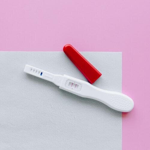 Baby-Journal-Ideas-Pregnancy-Test.jpg