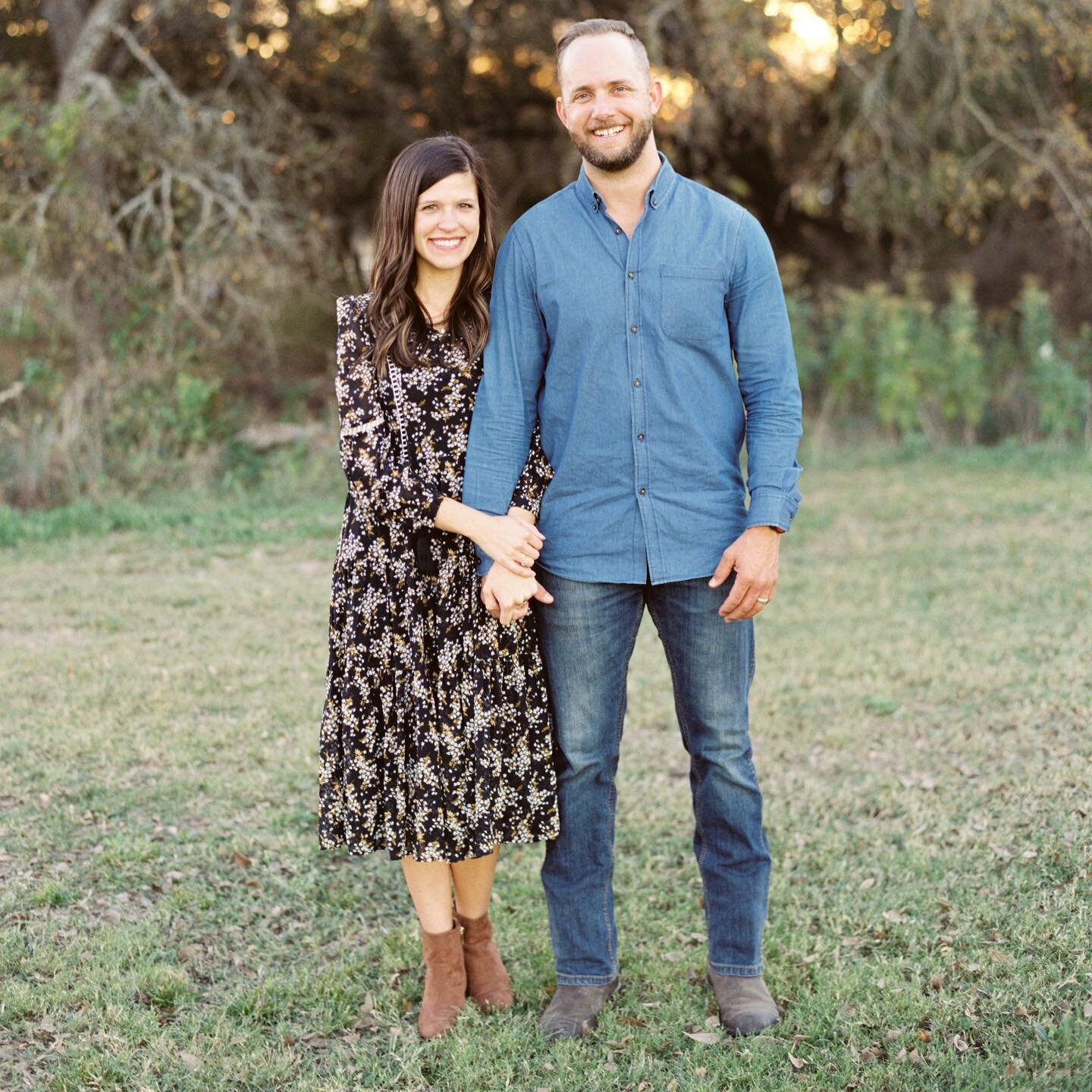 We are Luke and Rachel Whyte - founders and owners of Whyte Oak Homes - specializing in custom home builds and renovations in the Waco, TX area.
We&rsquo;ve been married 8 years and have 4 kids ages 1.5-6. (Swipe to see what our life looks like most 