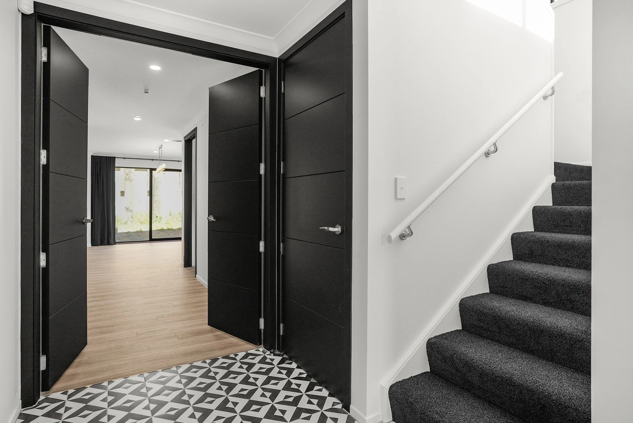 Let's chat about entranceways! 🚪✨

It's the very first thing you see when you arrive home and the very last thing you see before you leave each day ✨

When designing your entrance, think beyond just the front door. How do you actually use the space?
