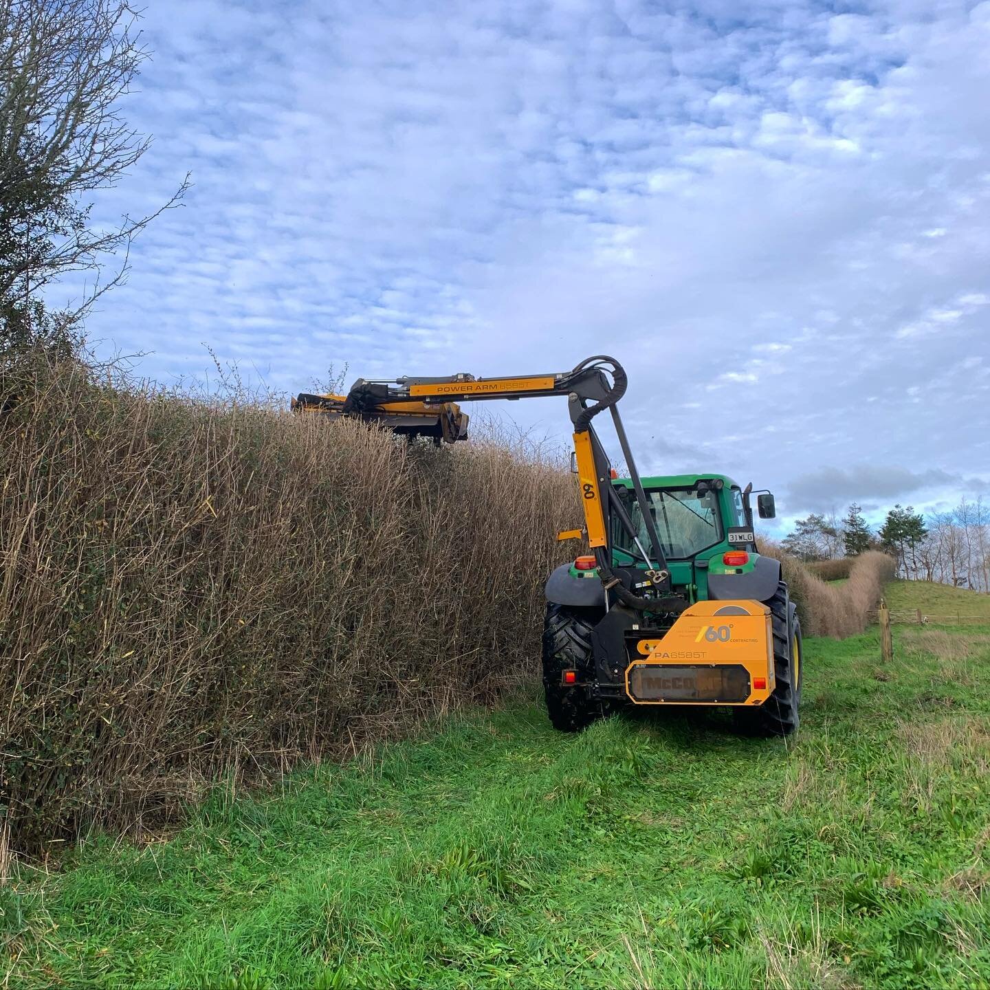 We have some exciting news to share!! 

Recently we have purchased HedgeCo. This means we now have a mulching arm with up to 7m reach in our fleet and are working in the north Waikato/ Franklin region. 

No more standing on a rickety ladder with a he