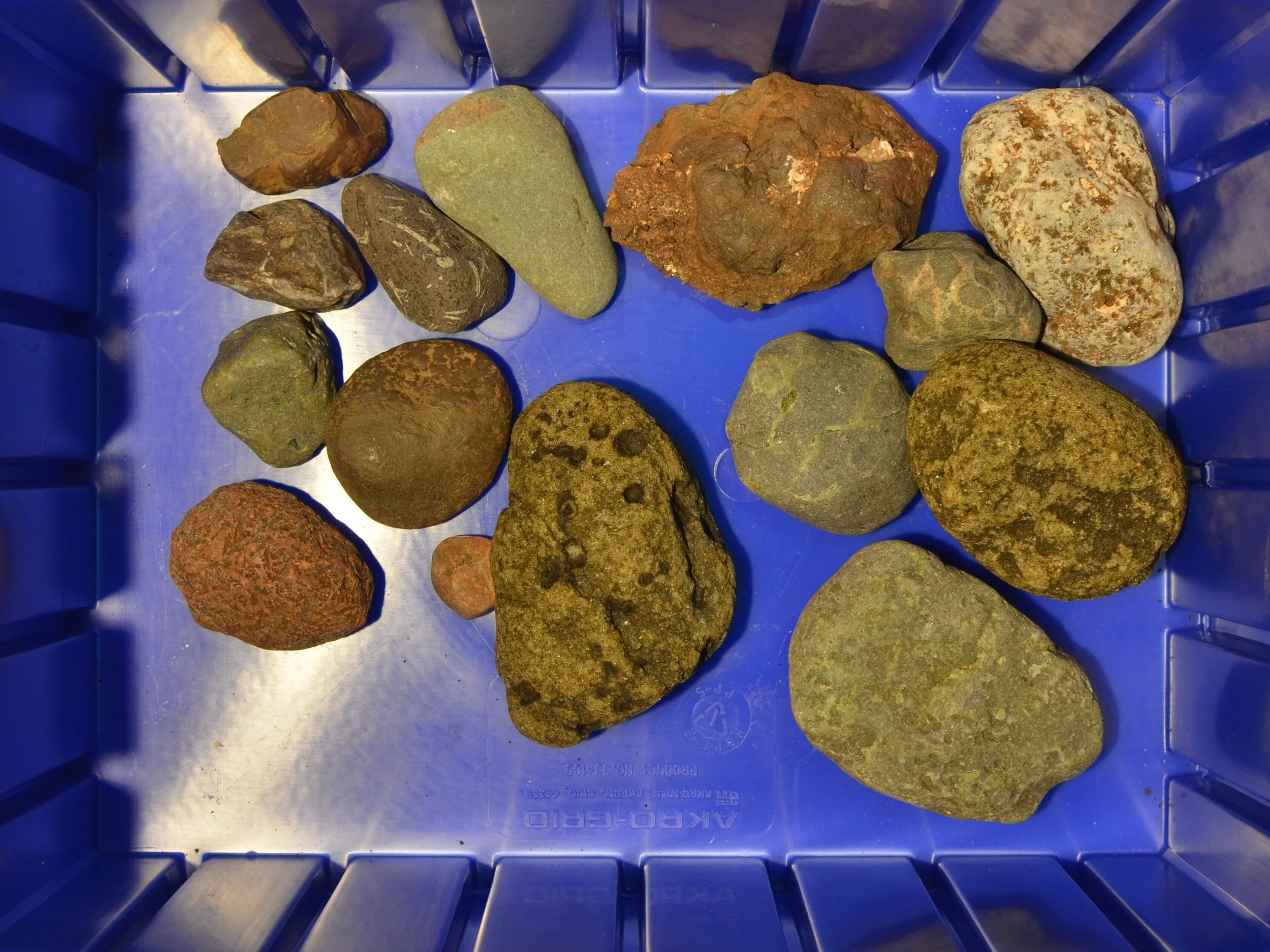 Great_Lakes_Lithic_Holdings_Box_13.JPG