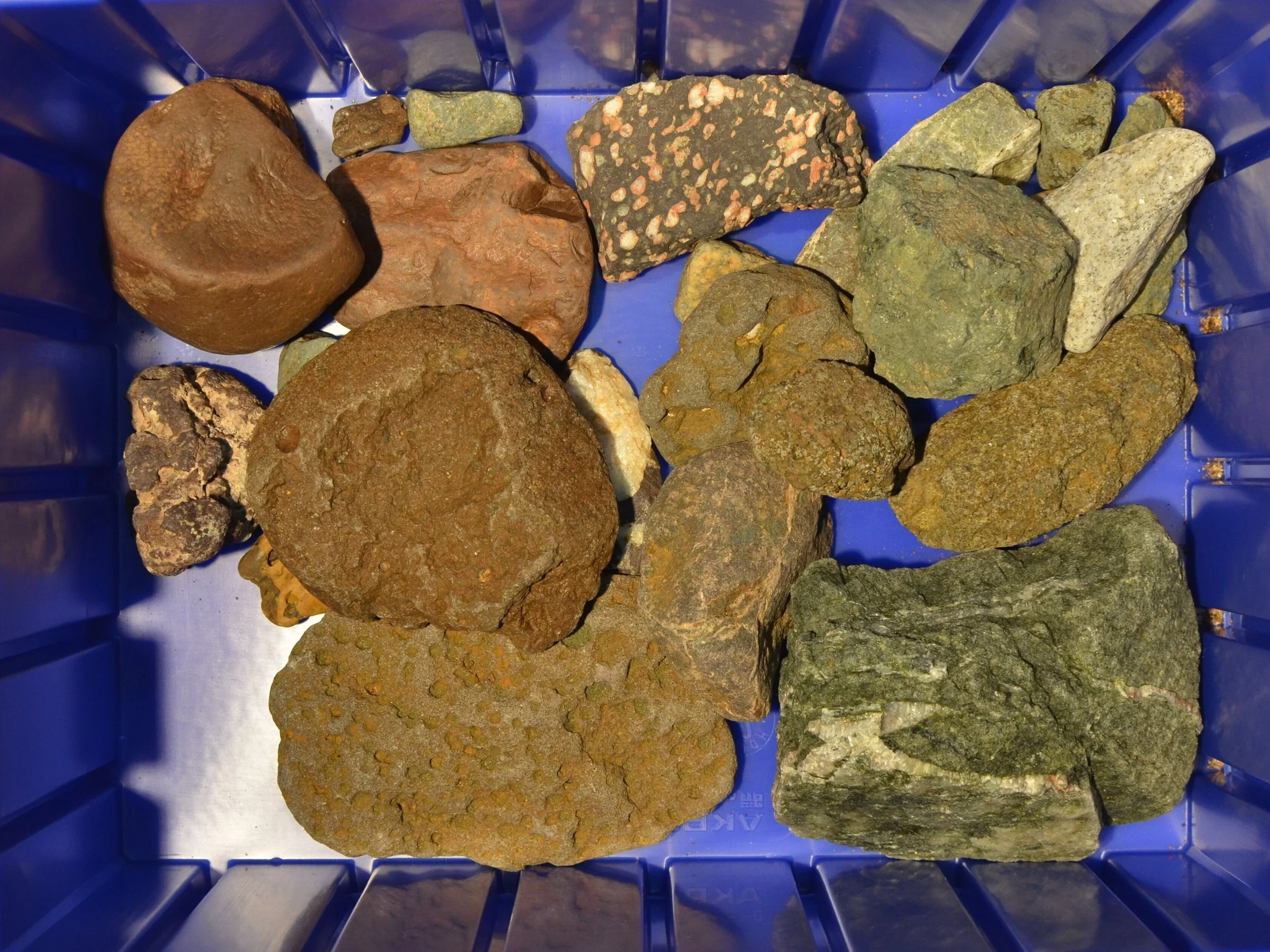 Great_Lakes_Lithic_Holdings_Box_27.JPG