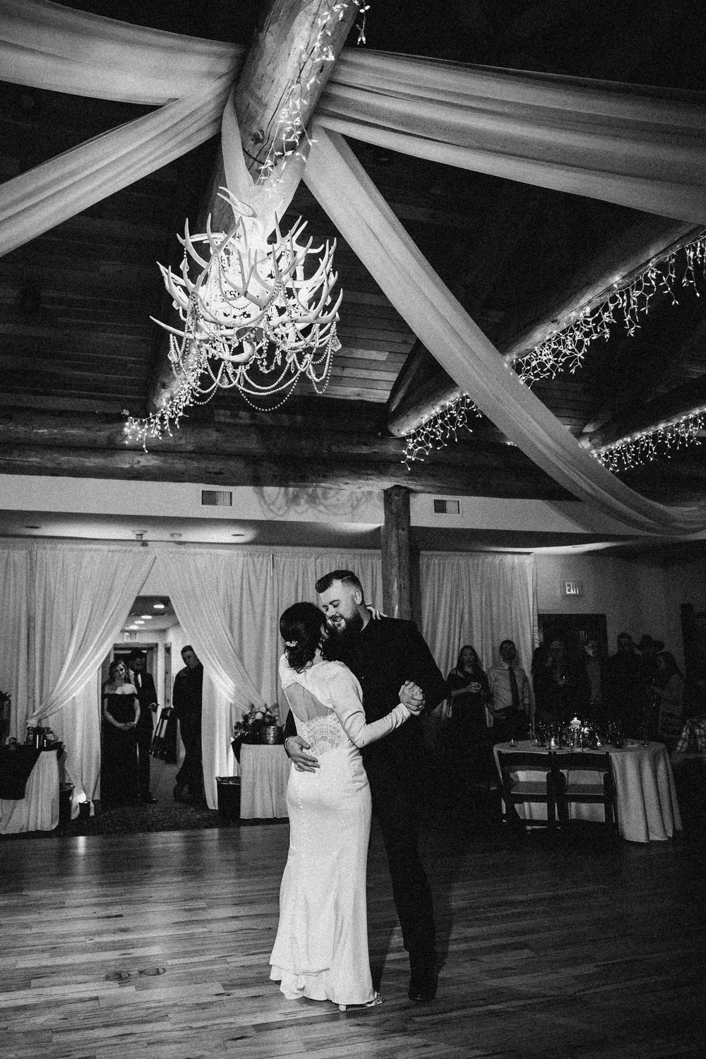 sylvan-dale-guest-ranch-&-wedding-venue- 7.jpg