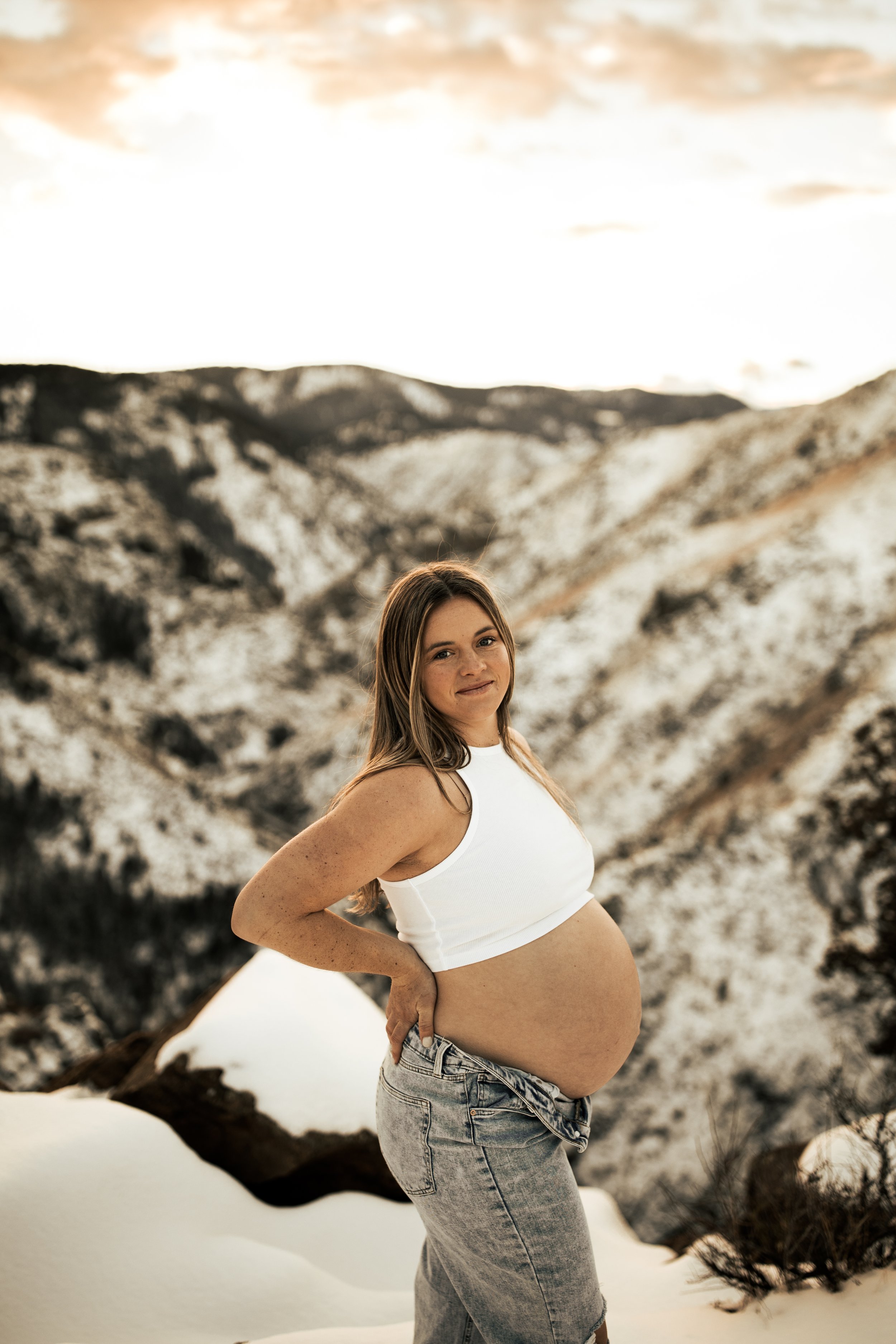 mountain-maternity-photos-64.jpg