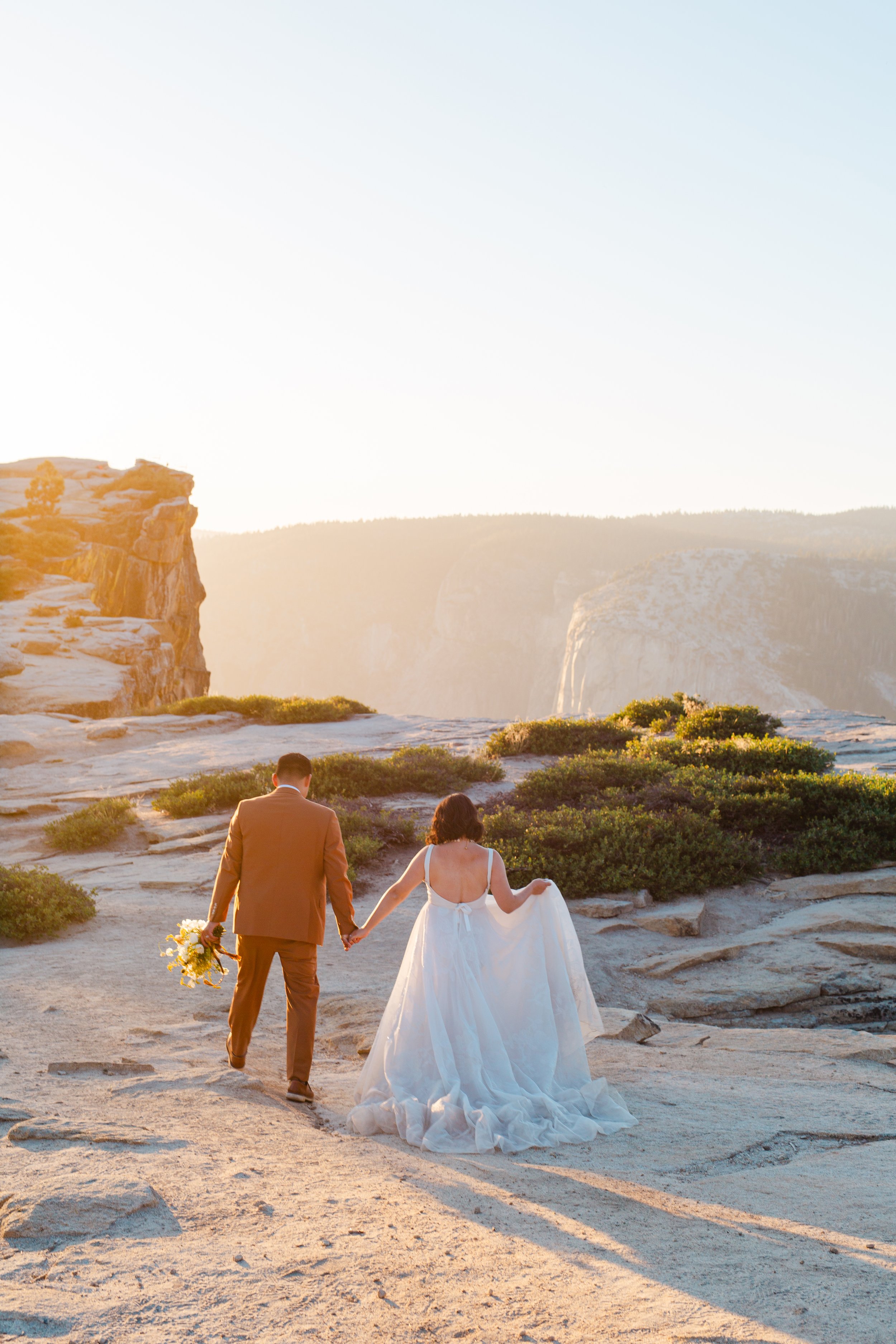 Vibrant Yosemite Elopement