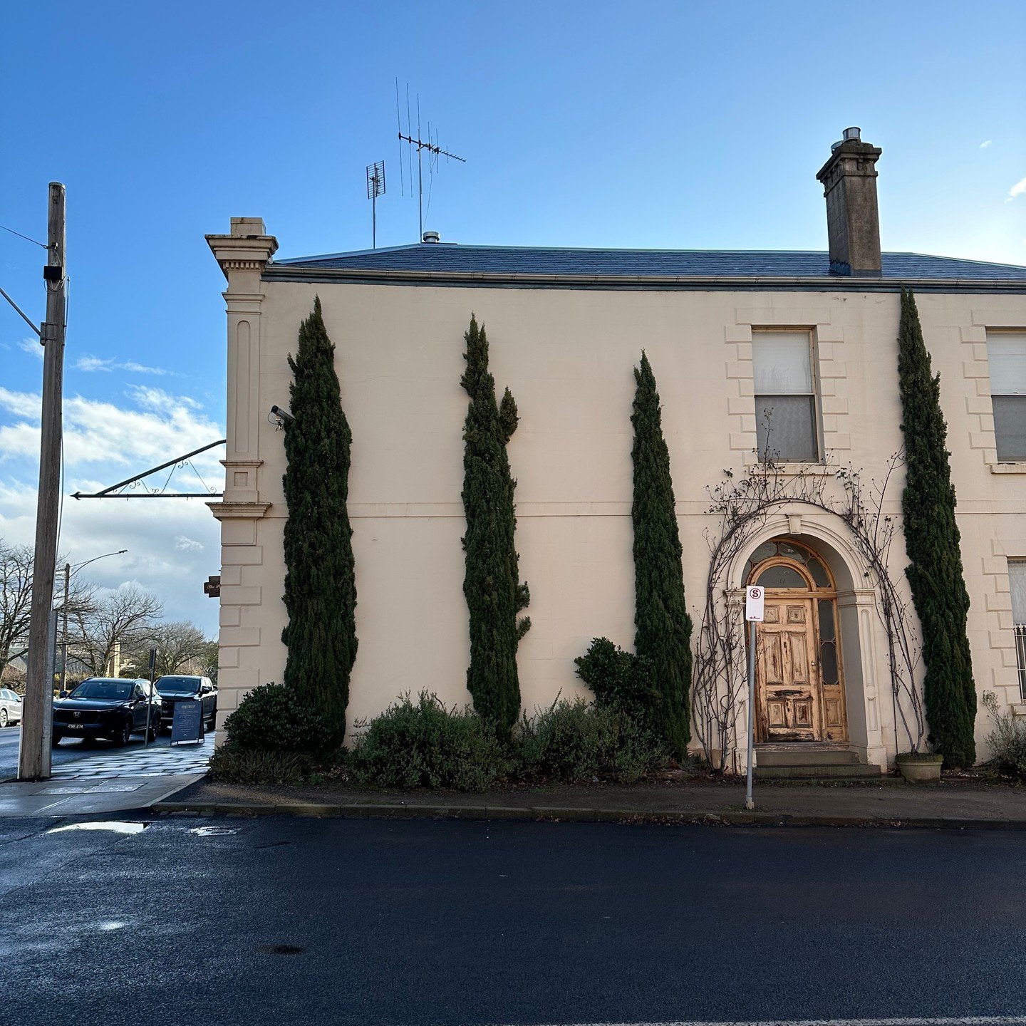 Beautiful Kyneton, Trentham and Daylesford in the Winter. My fav spot to visit... Kabinett on Piper St, for carefully curated collectables. I can't believe this is the only photo I took over the weekend! Too busy browsing.