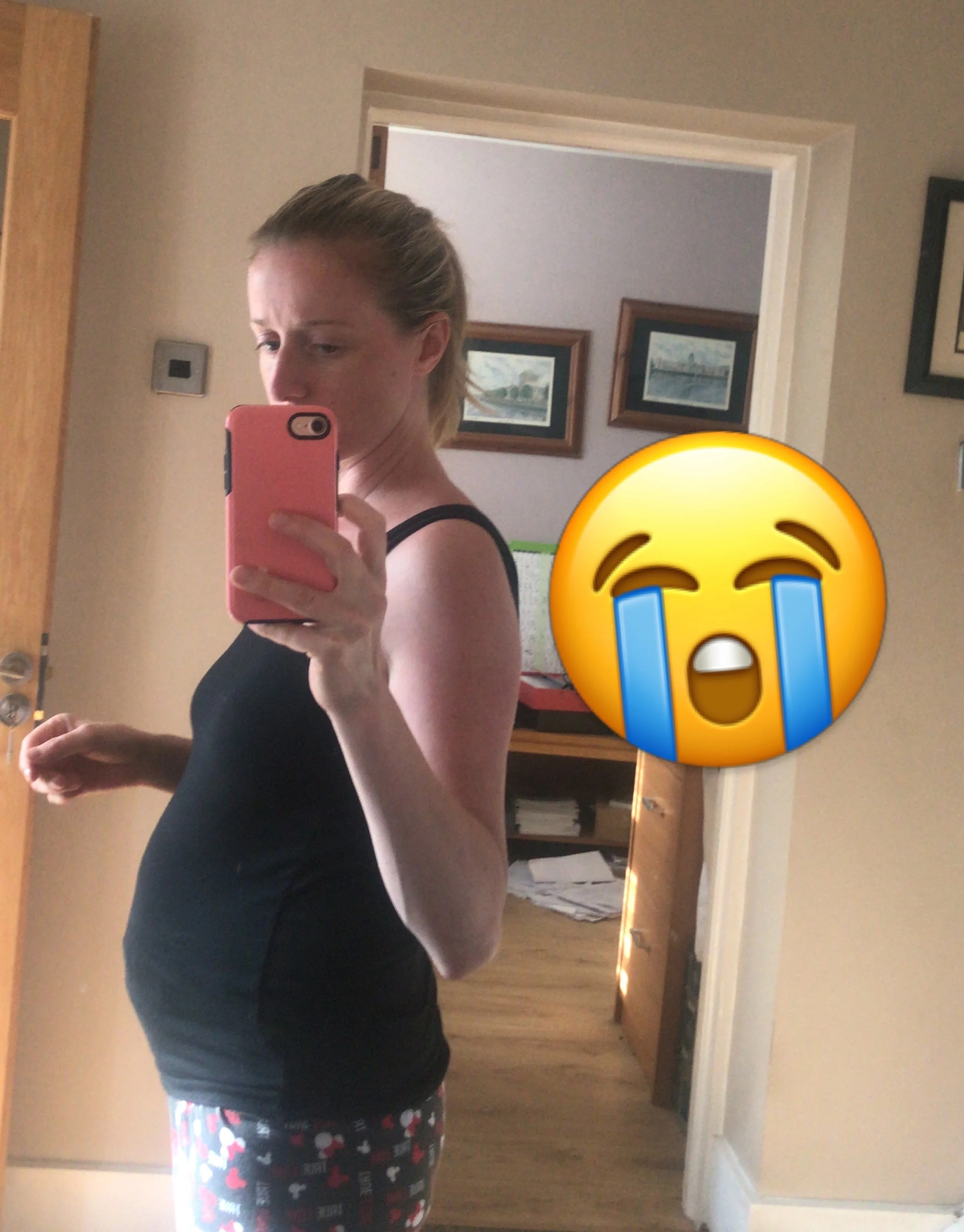 Ever look in the mirror and wonder where that bloated belly came from?

I&rsquo;ve been there. And I know how frustrating it can be when your stomach feels uncomfortable and you can&rsquo;t figure out why.

Bloating isn&rsquo;t always just about what
