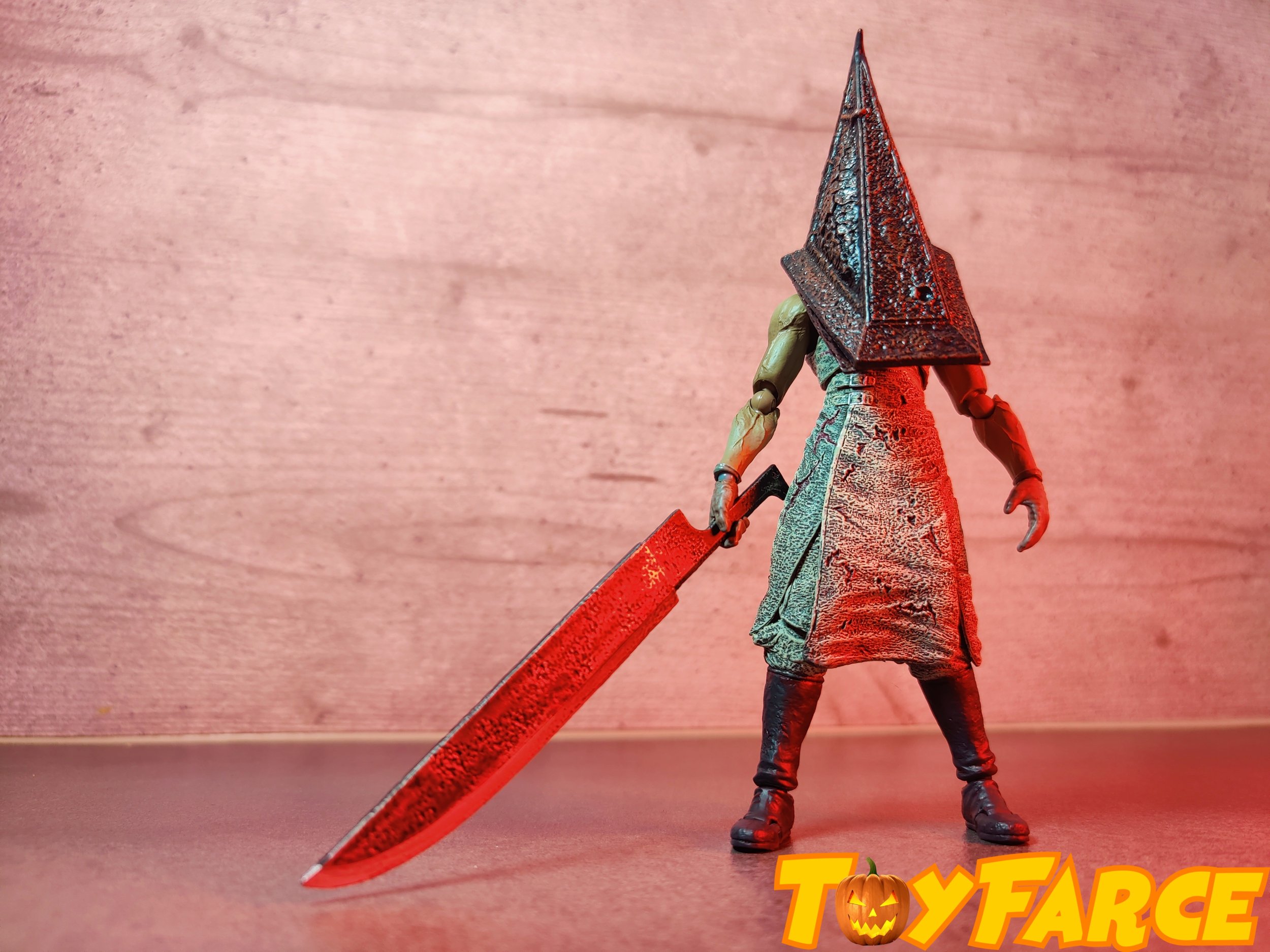 Silent Hill 2's Pyramid Head And Nurse Prepare For A Figma Release