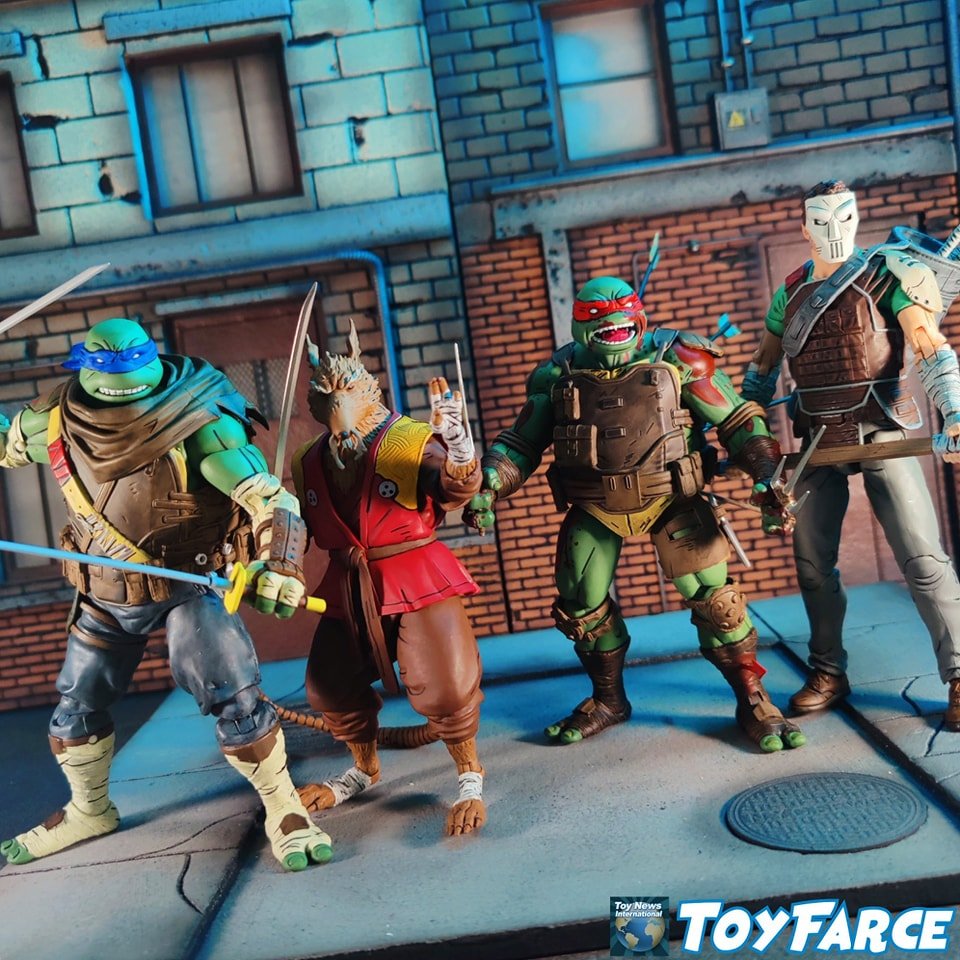 Here are pics from yesterday's review of the TMNT: The Last Ronin figures of Leonardo, Splinter, Raphael (First to Fall) and Casey Jones by NECA! @necaofficial 

Full review with more pics on Toy News International (link in bio)!

#toyfarce #neca #ne