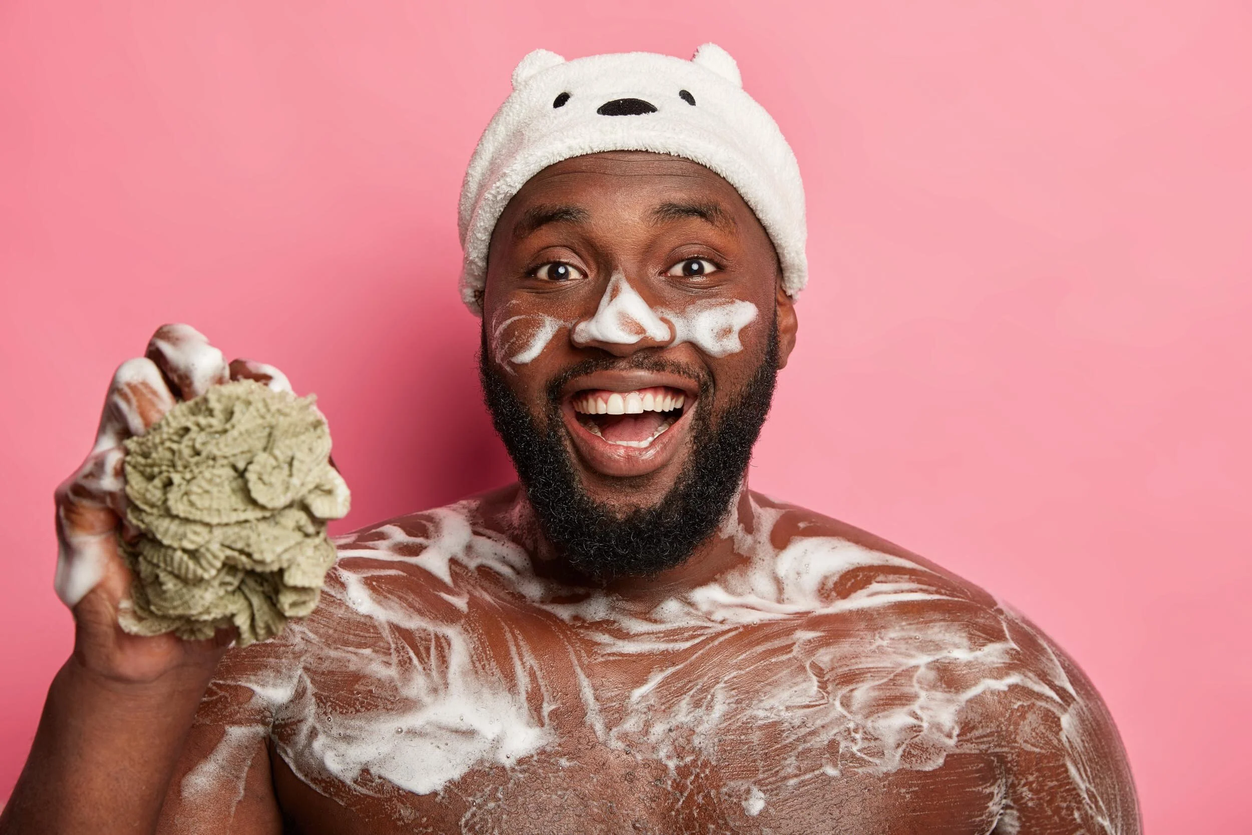 Climacento-solar-Nairobi-man-enjoying-a-shower-306592566.jpg