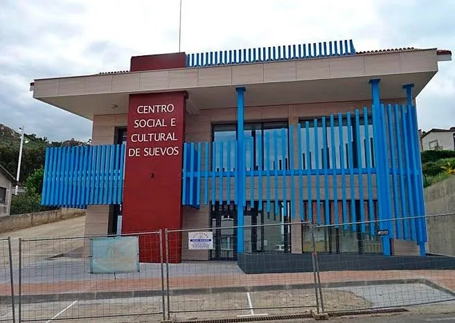 O PSOE de Arteixo denuncia o peche do bar do local social de Suevos por falta de planificación do goberno local