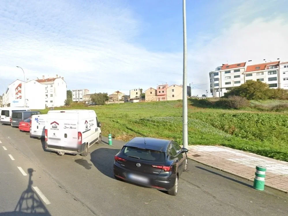 O PSOE de Arteixo acusa a Calvelo de ignorar a seguridade dos peóns na Avenida de Fisterra tras 18 meses de pasividade