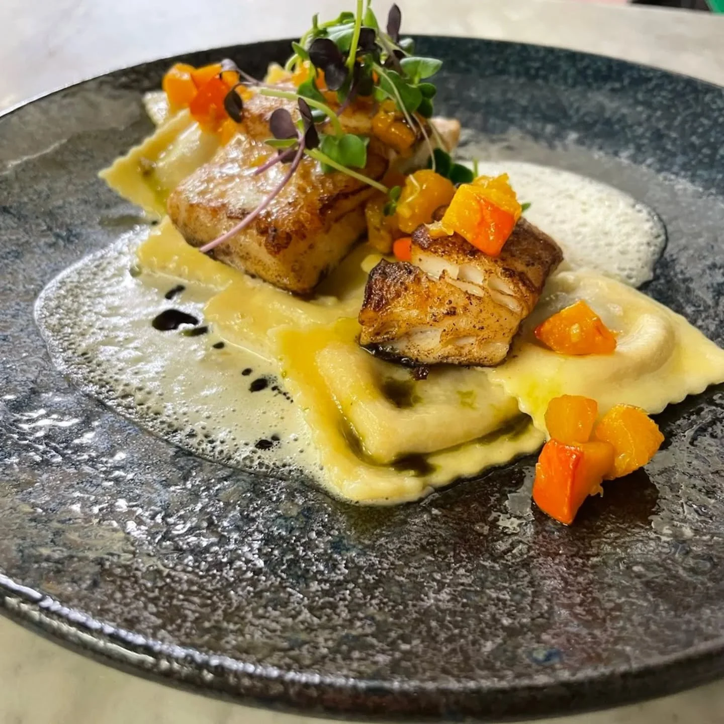 La Chasse

#panoramaaeschiried #restaurantpanorama #restaurantpanoramaaeschiried #panoramapanoteca #panoteca #hausgemachtepasta #pastamanufaktur #hausgemachteprodukte #schweizerpastamanufaktur #bernerrestaurant #berneronlineshop #schweizeronlineshop 