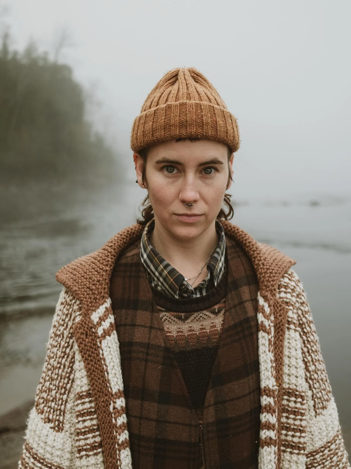 Misty morning in Wakefield with @wind.andwillow ✨
I love spontaneous portraits like this. Captured with the Fuji x100vi.
.
.
.
#ottawaphotographer #fujix #fujix100ⅵ #wakefieldqc