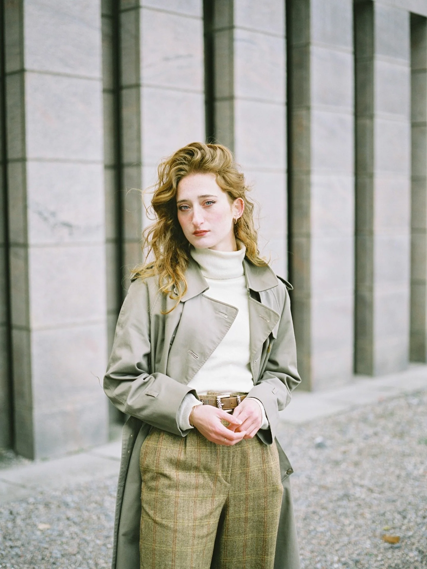 Film portrait with @leaxclint outside the @natgallerycan 
Scan + dev by @thecanadianfilmlab 
.
.
.
#ottawaphotographer #mamiya645