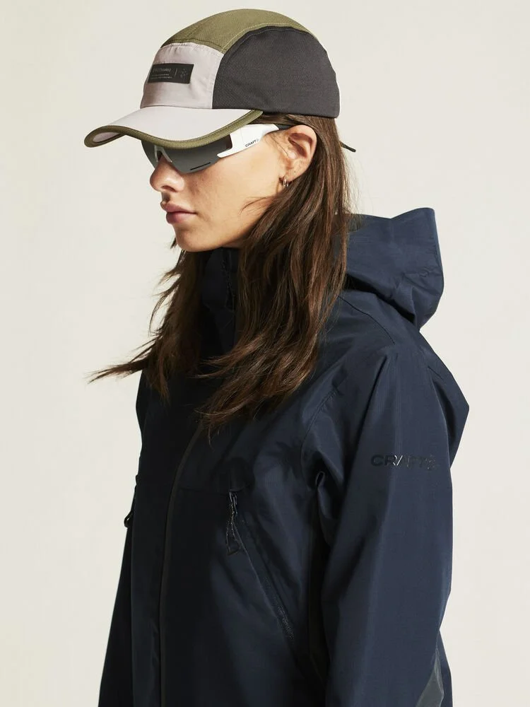 Funksjonell, slitesterk og vanntett skalljakke fra Craft