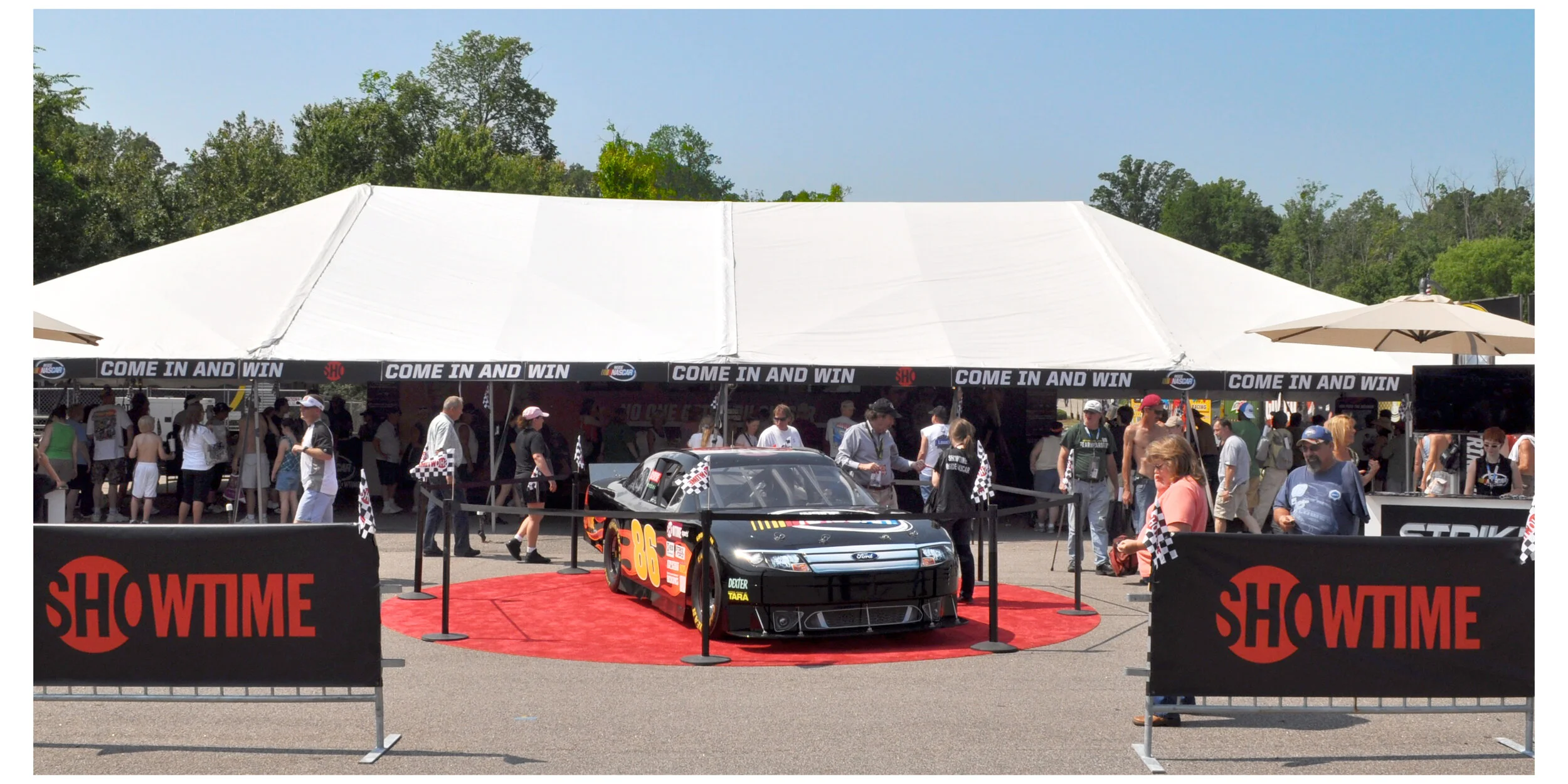 Inside NASCAR @ The Showtime Southern 500 | Copy At the Inside NASCAR Fan Zone, race fans could play interactive games, win prizes, meet the show hosts, take photos & get autographs.