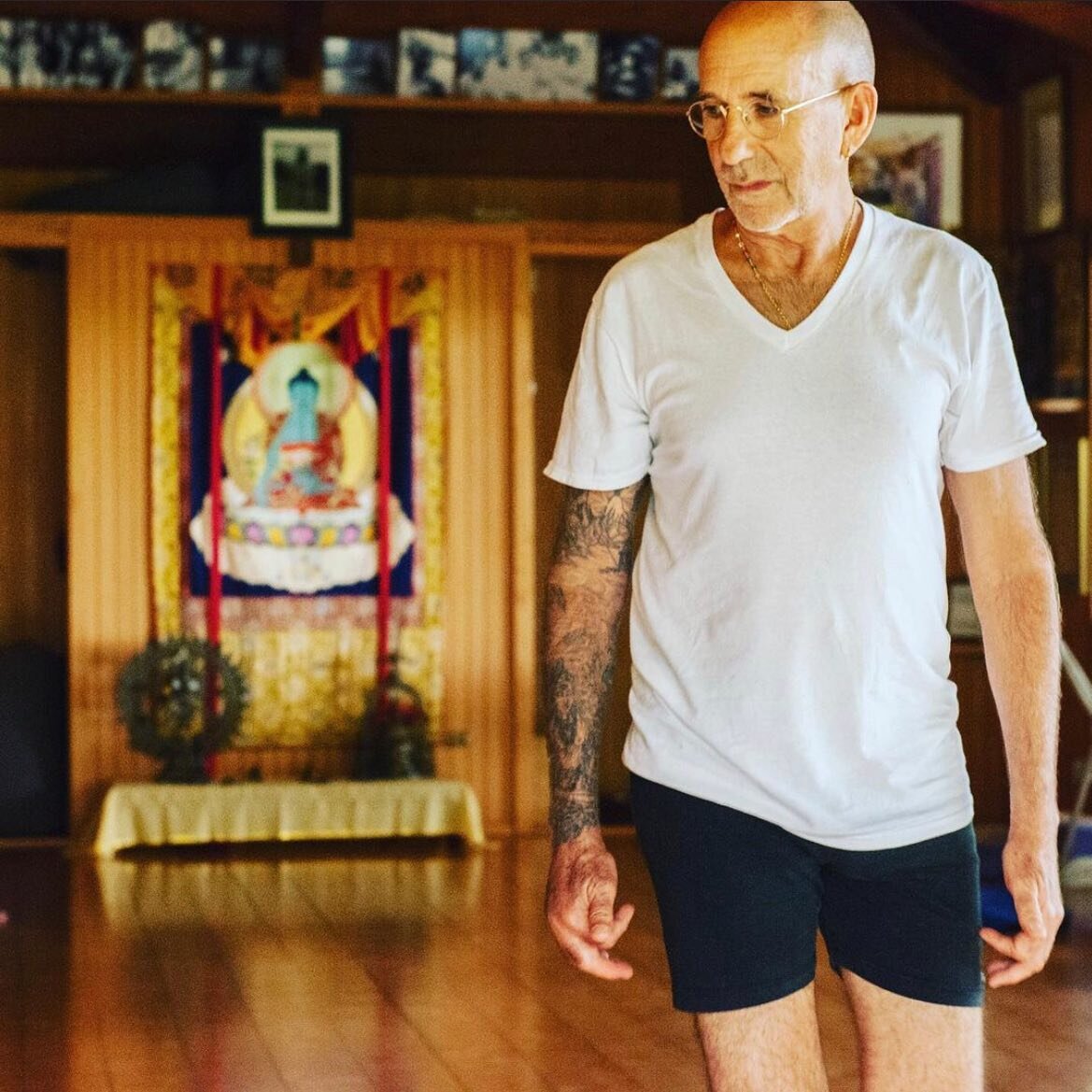 Join this weeks release of #yogarevealed with senior teacher @eddiemodestiniyoga, who practices and teaches @yogaontheinside.  Link in bio.  This conversation will support those who want to dive deeper into taking your practice INSIDE! #yogaontheinsi