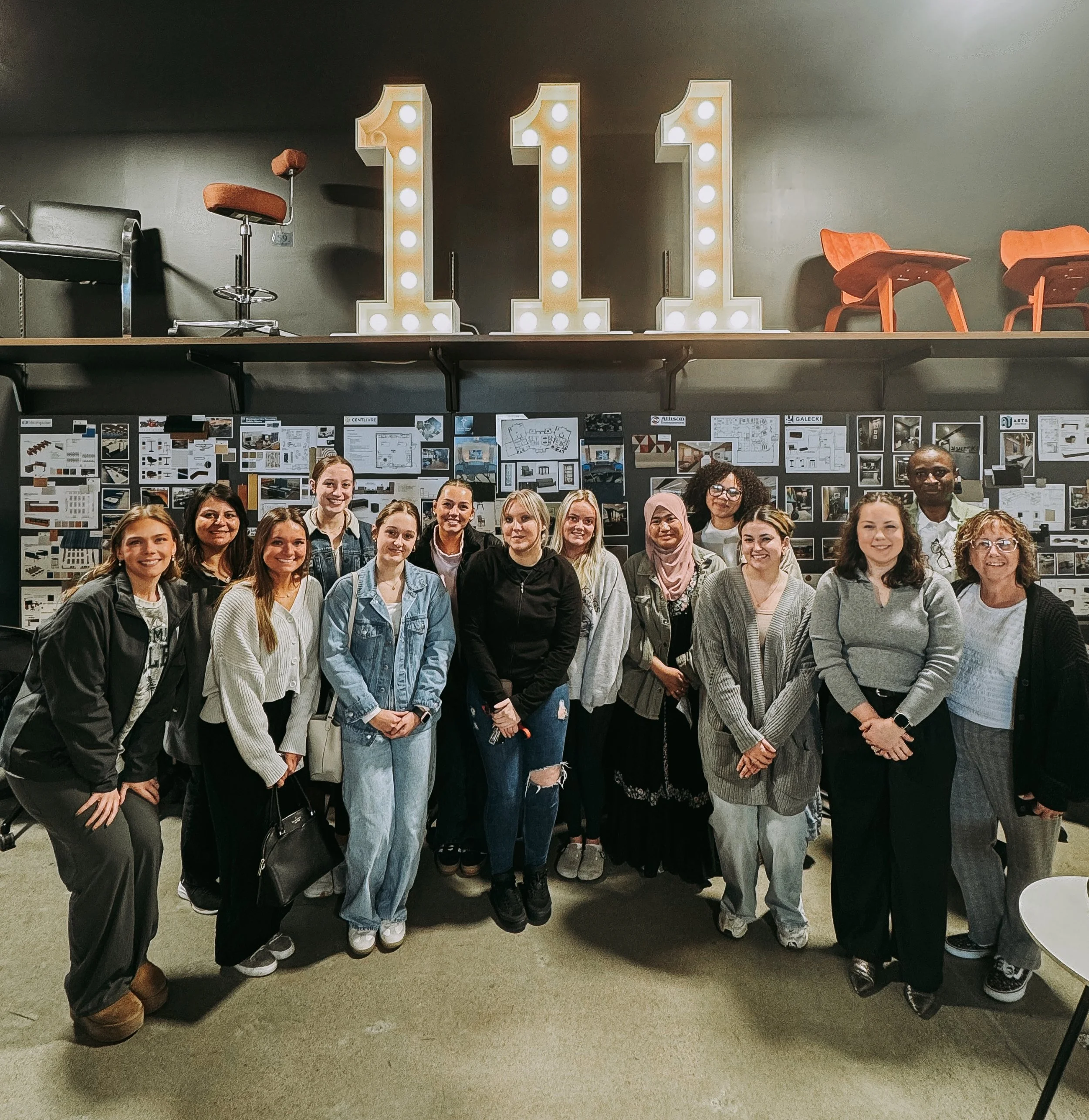 Our team connected with @purduefortwayne Interior Design students to provide insight on the industry 🤓 We loved the great dialogue and sharing our space and experience ✍🏼 Classes like this are so needed to best prepare future professionals, good lu