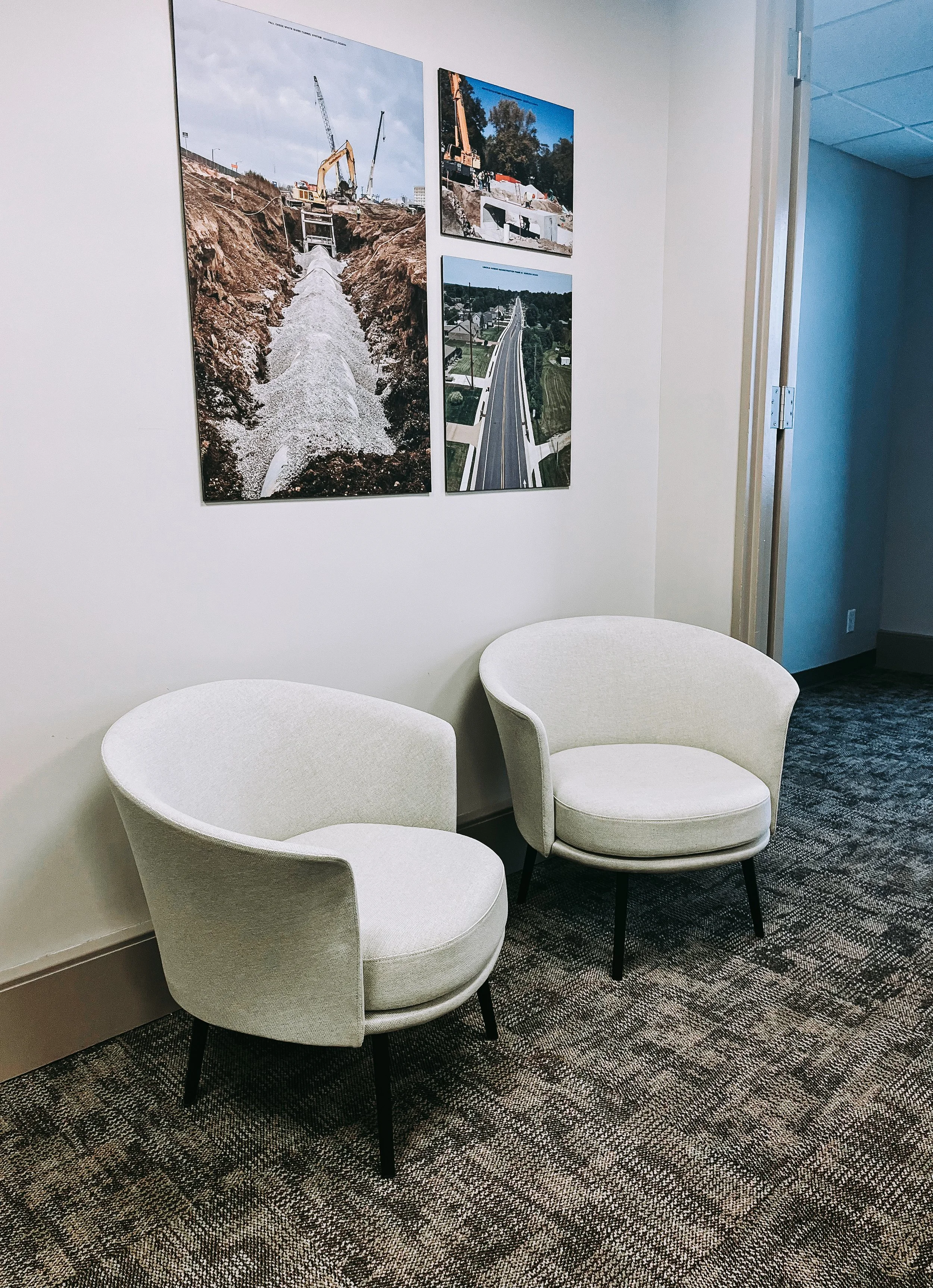 Lobby + Lounge