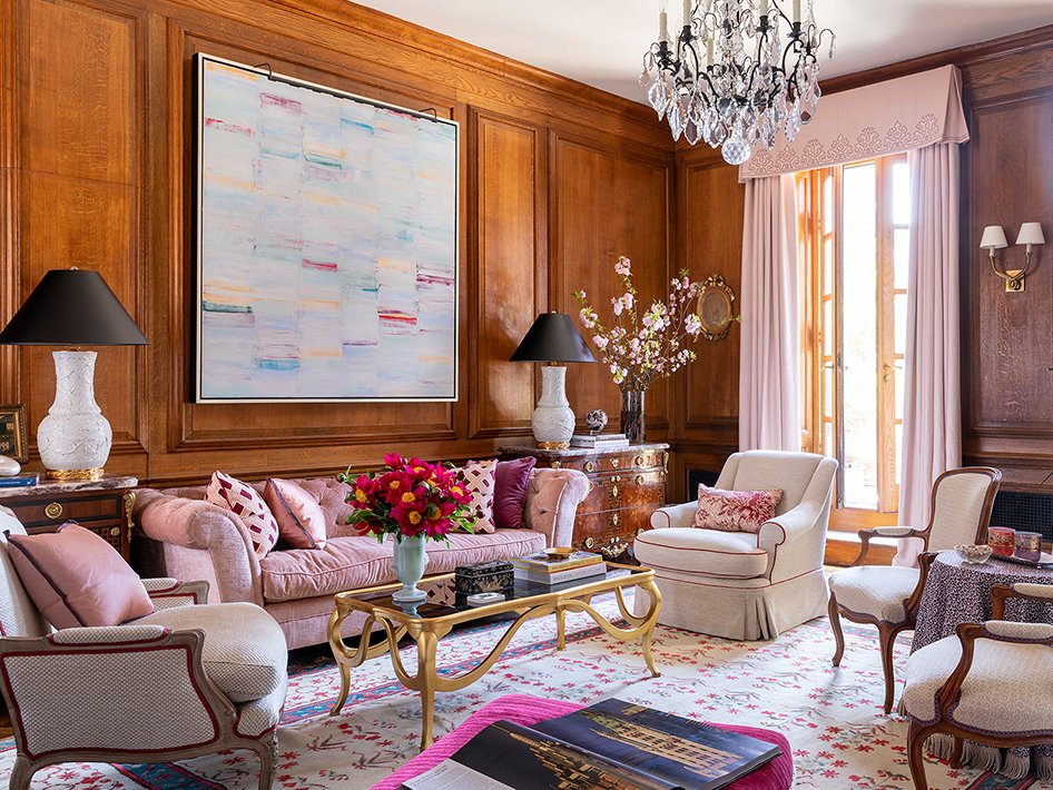 Contemporary Art in Historic Homes