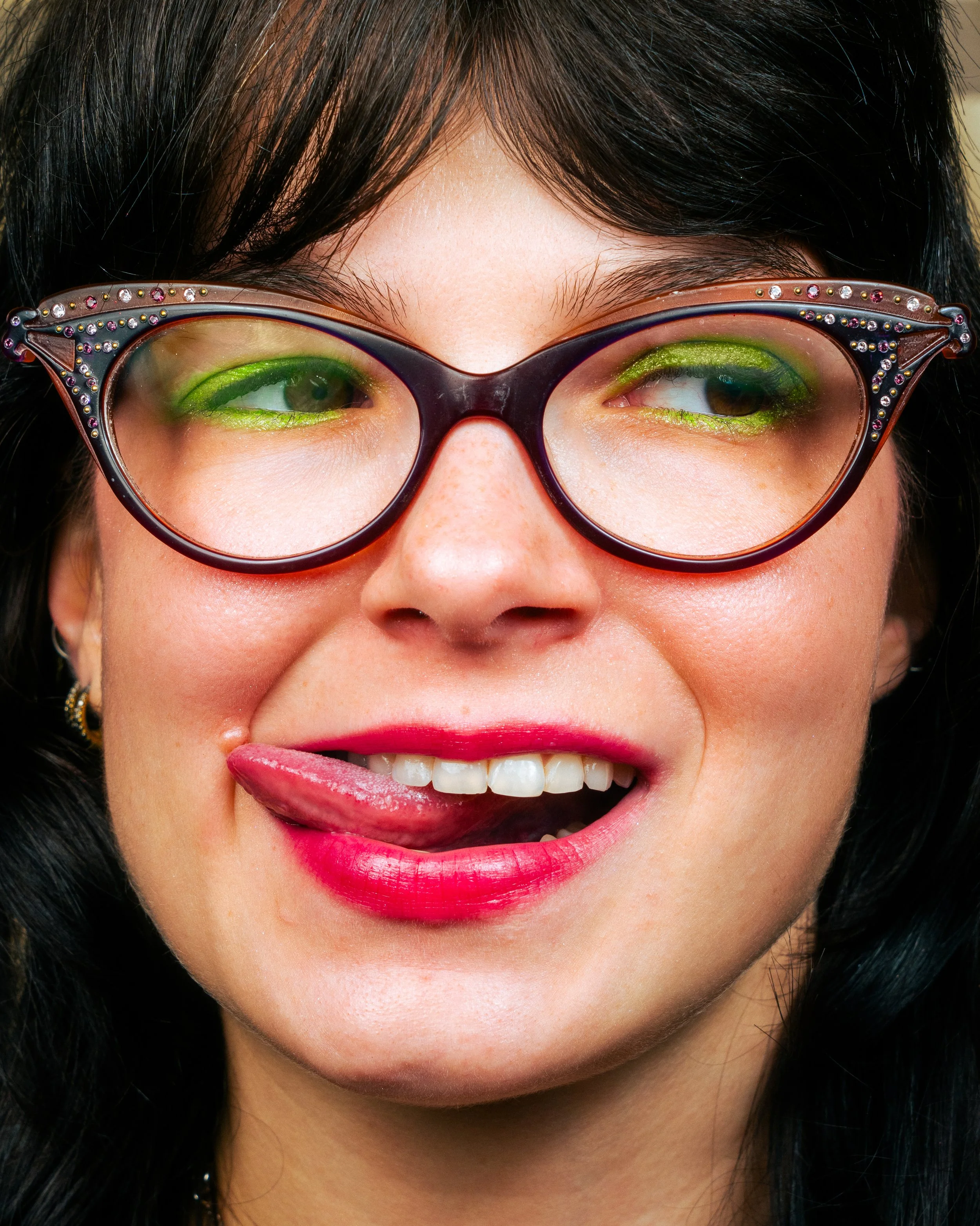 apple_glasses2.jpg