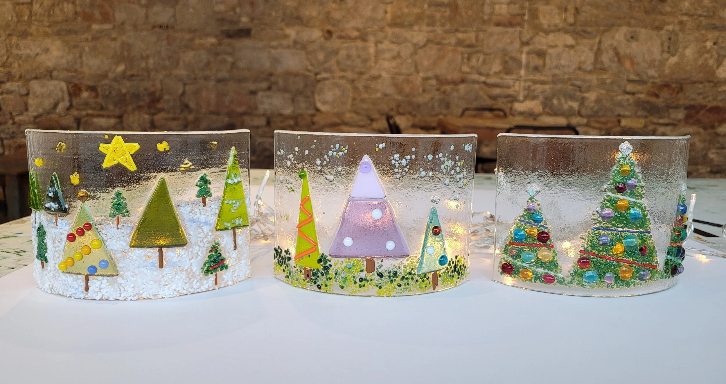 INTRODUCTION TO FUSED GLASS EVENING (Festive Special) with Annette Daly - Yellow Studio