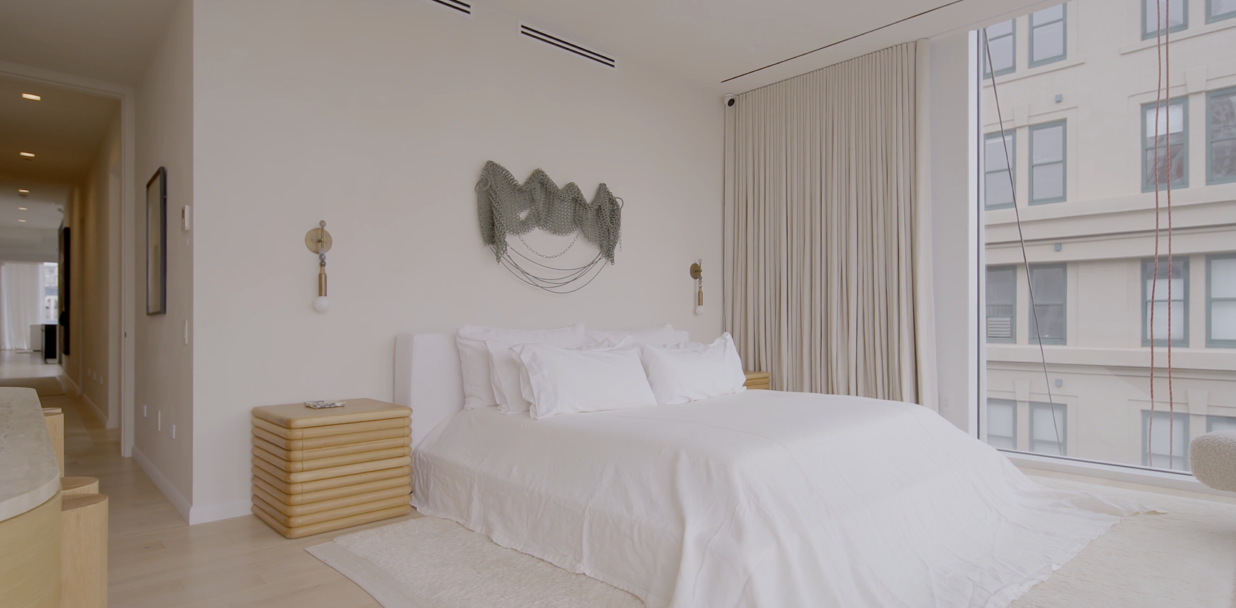 MASTER BED.png