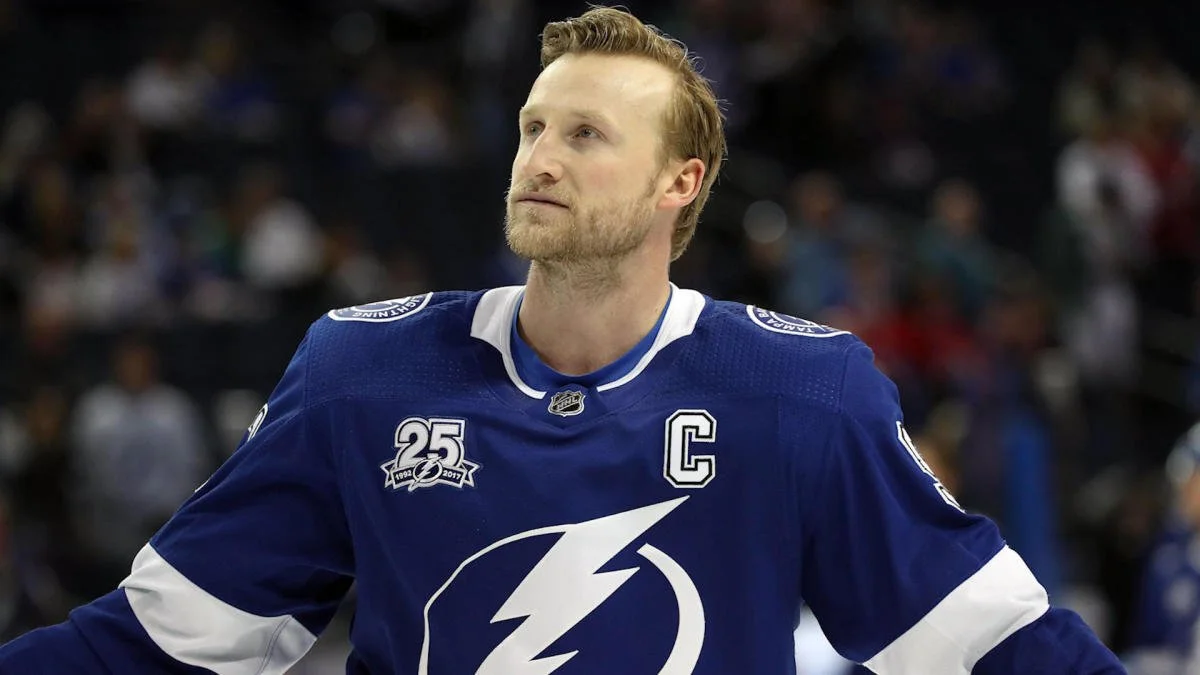 STEVEN STAMKOS - TAMPA BAY LIGHTNING