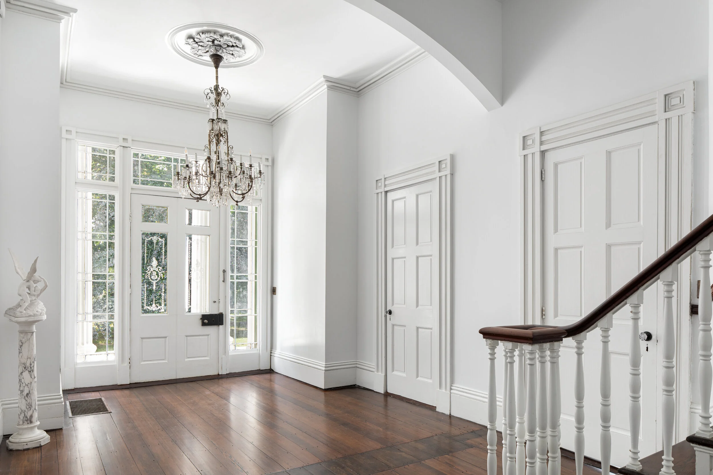 Hallway.jpg