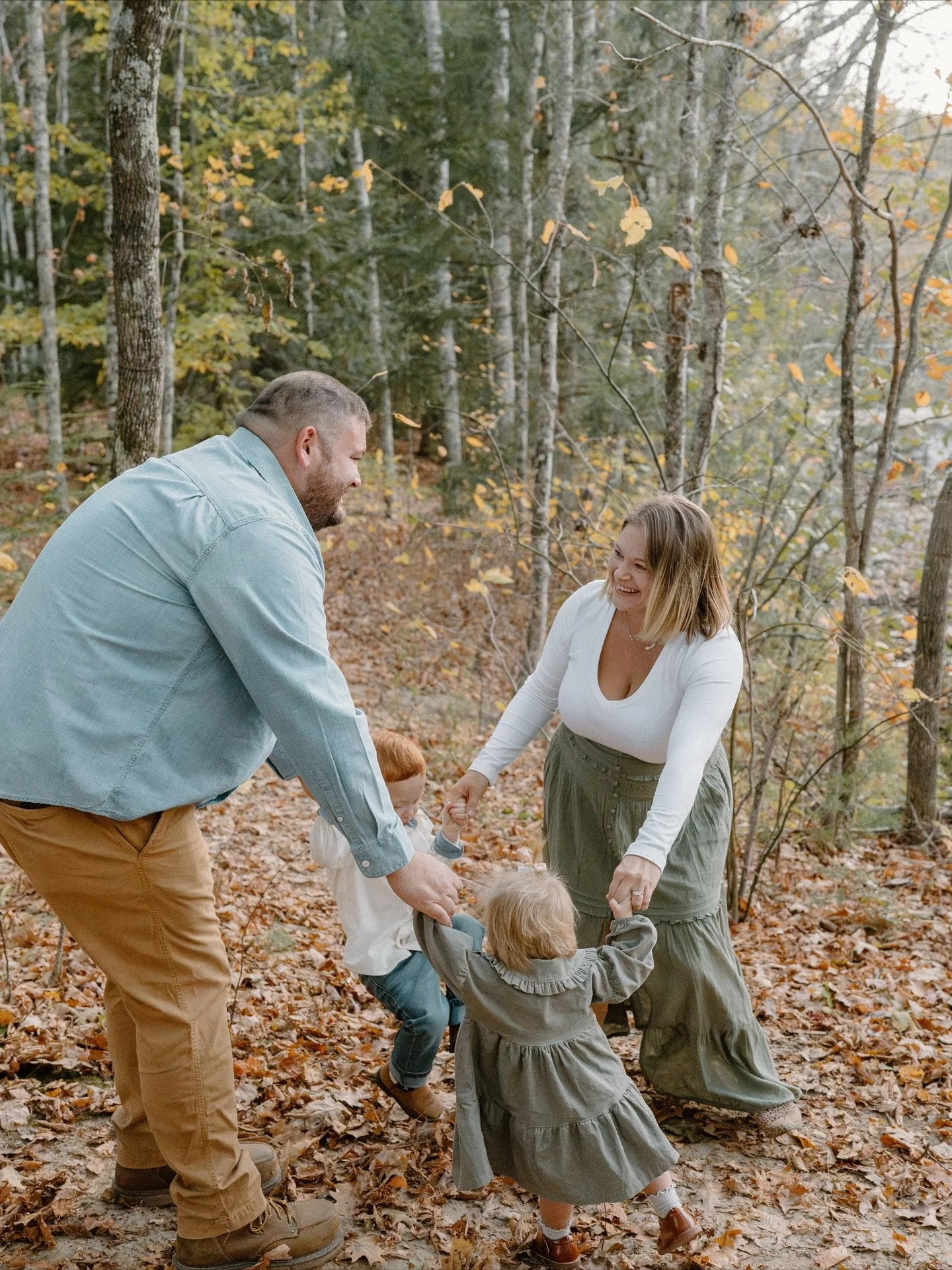 This sweet family came to the mountains of Maine for their annual family vacation! We had the best time getting to know each other, enjoying the fall weather and chasing the sun all evening. The weather, foliage and good company made this such a fun 