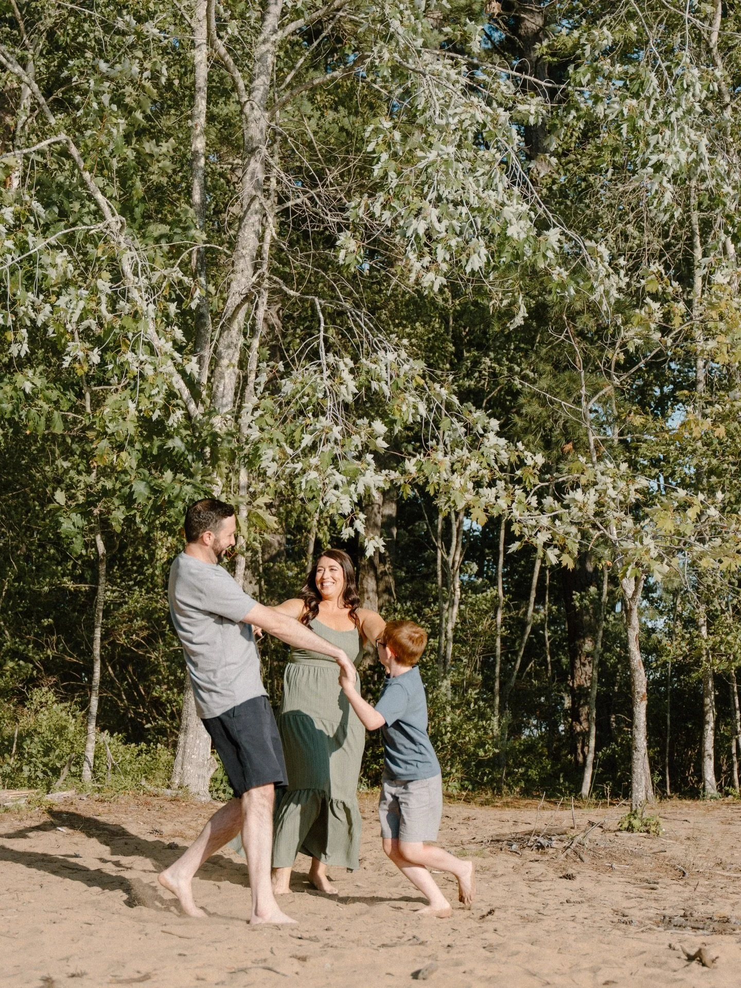 It&rsquo;s exciting to think warm weather will be here before we know it, and fun, sunny nights are soon to be here ☀️

Booking spring and summer lifestyle sessions ✨

#mainephotographer #mainesummer #mainesmallbusiness #anastasiacreaserphotos