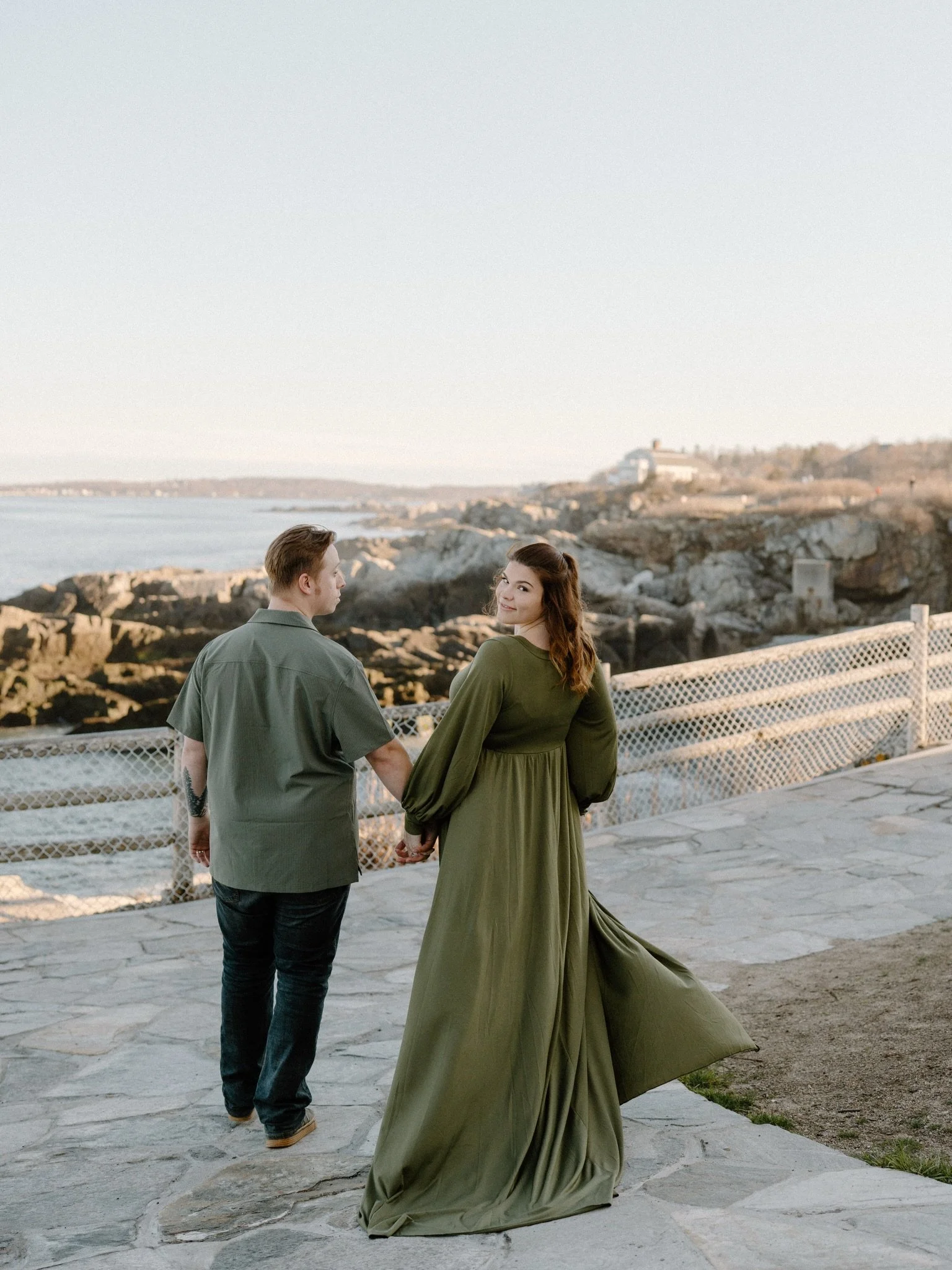 So excited for Leah and Denver as they welcome their first baby very soon! We had the afternoon strolling all around Cape Elizabeth enjoying one of the first warmer days of the year! 🤍🤍🤍

#mainephotographer #newenglandphotographer #mainematernity 