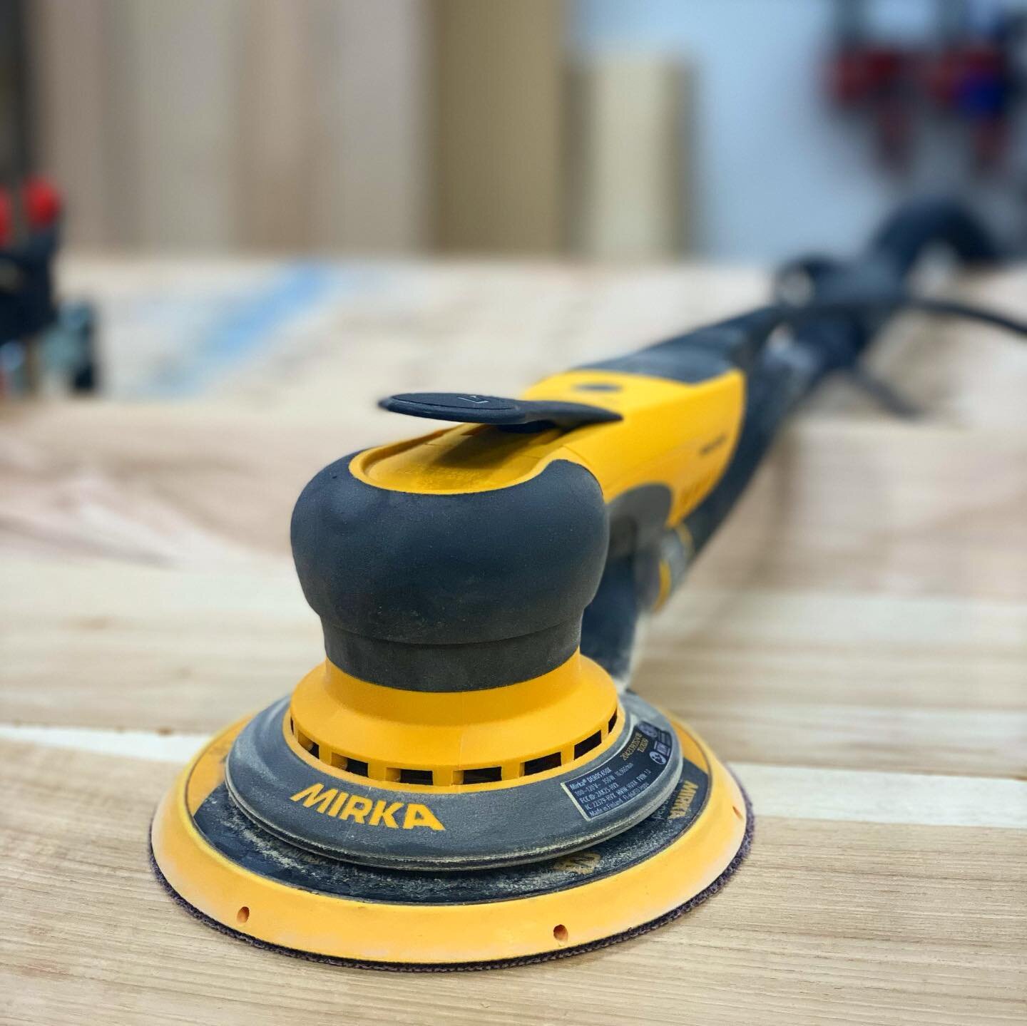 Been using the @mirka_usa Deros and Hepa Vac for the last month or so. It&rsquo;s a total game changer. With the Abranet paper, this sander and vac combo make little to no dust. It&rsquo;s incredible. #MullenTheMaker
&mdash;
#woodworkers #woodworking