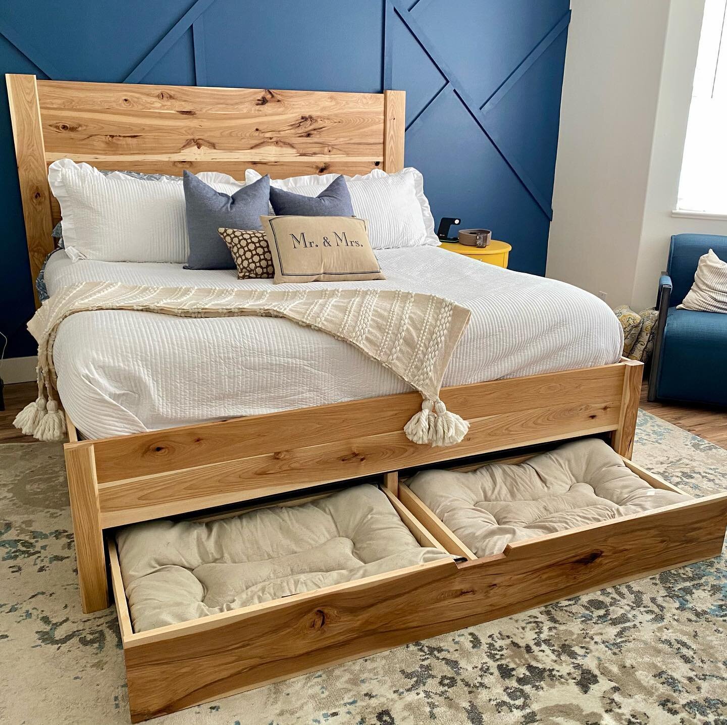 What do you think?! Have you checked out the video yet?! Full bed + storage build is up! Link in bio! And stories! #MullenTheMaker
&mdash;
#woodworkers #woodworking #woodwork #woodworker #wood #woodshop #woodworkersofinstagram #woodworkingcommunity #