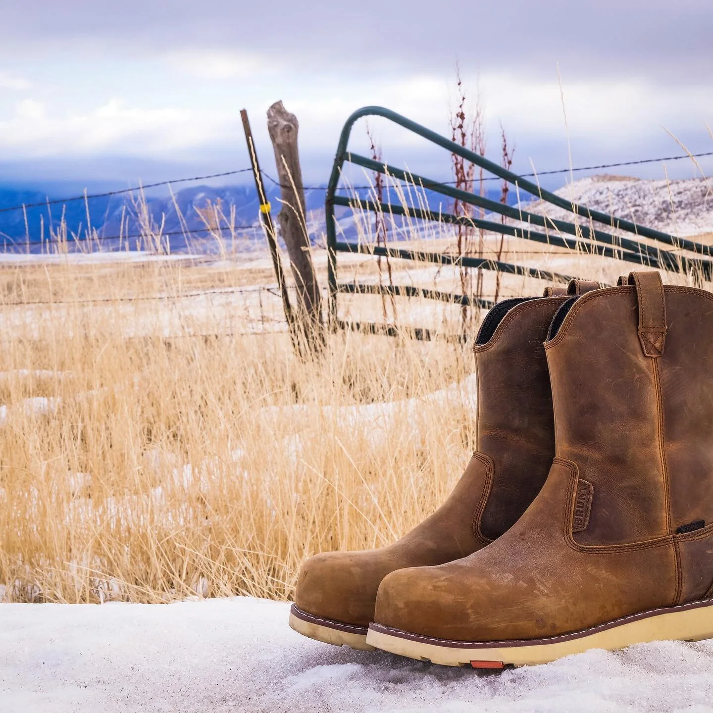 I&rsquo;ve been wearing all three of my @bruntworkwear boots this snowy winter. These things kick ass. Now I have their work socks. They are so incredibly comfortable. #MullentheMaker
&mdash;
#welding #welder #fabrication #weldporn #weld #weldernatio
