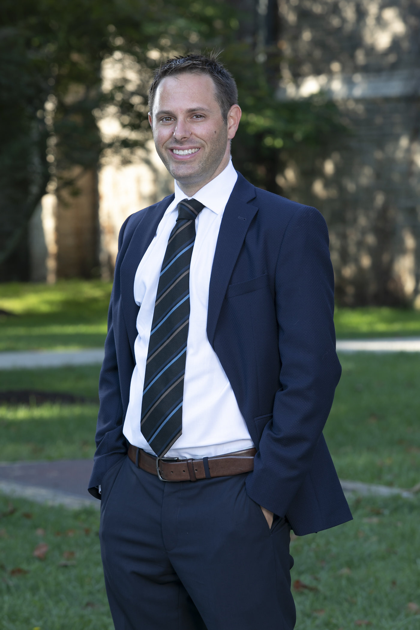 Dr. Tushinski is a fellowship trained arthroplasty surgeon. He completed his medical school and residency training at McMaster University. He then underwent fellowship training at the University of Toronto, Mount Sinai, in lower extremity reconstruc…