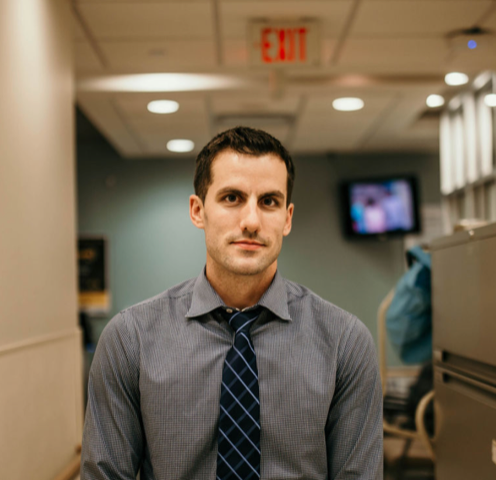 Dr. Wood is a fellowship trained arthroplasty surgeon. He completed his medical school and residency training at McMaster University. Following this, he underwent fellowship training at the University of Western, University Hospital, in lower extrem…
